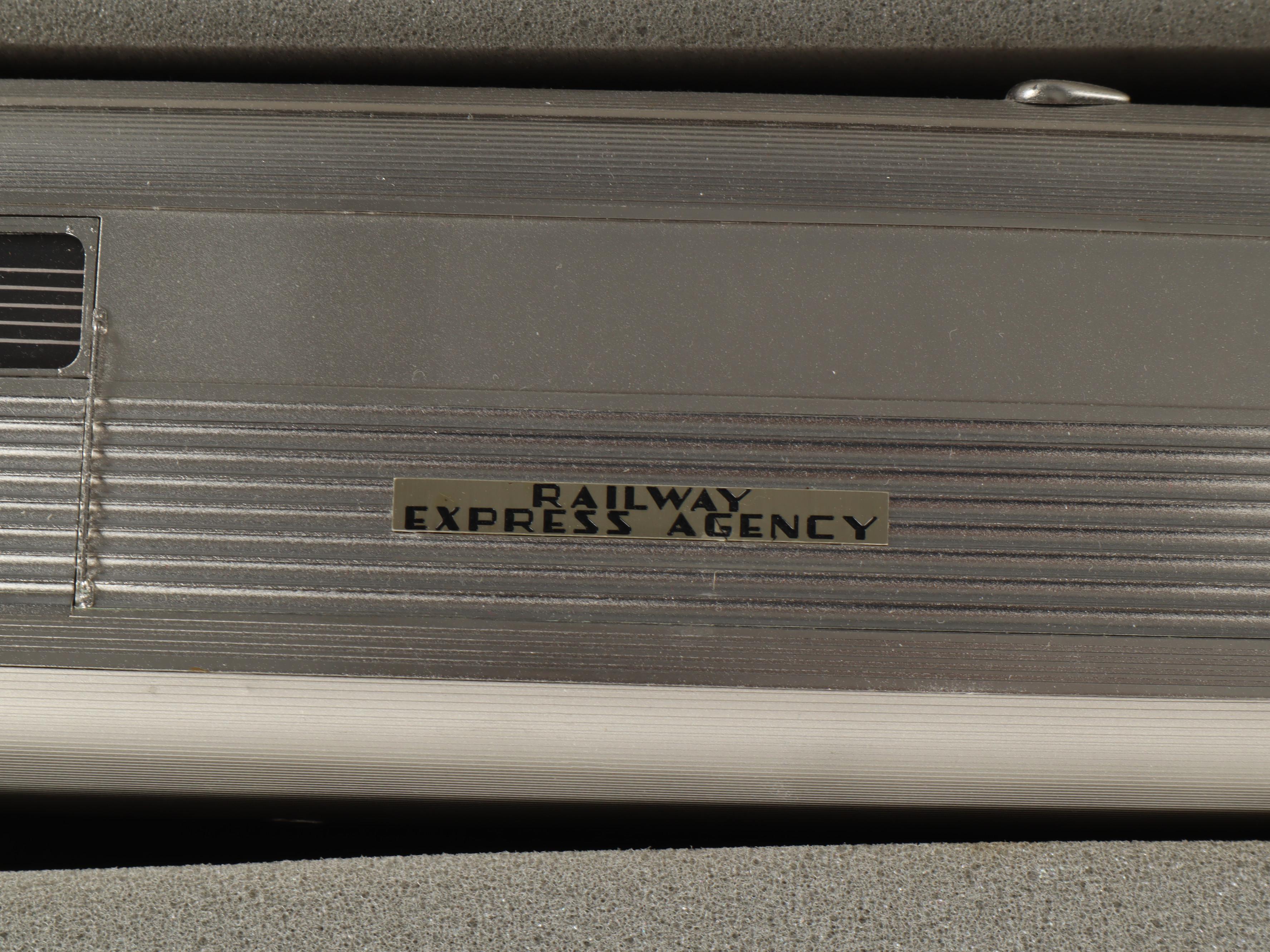 Roberts Lines Gauge One Zephyr with Lionel Trains and Tracks