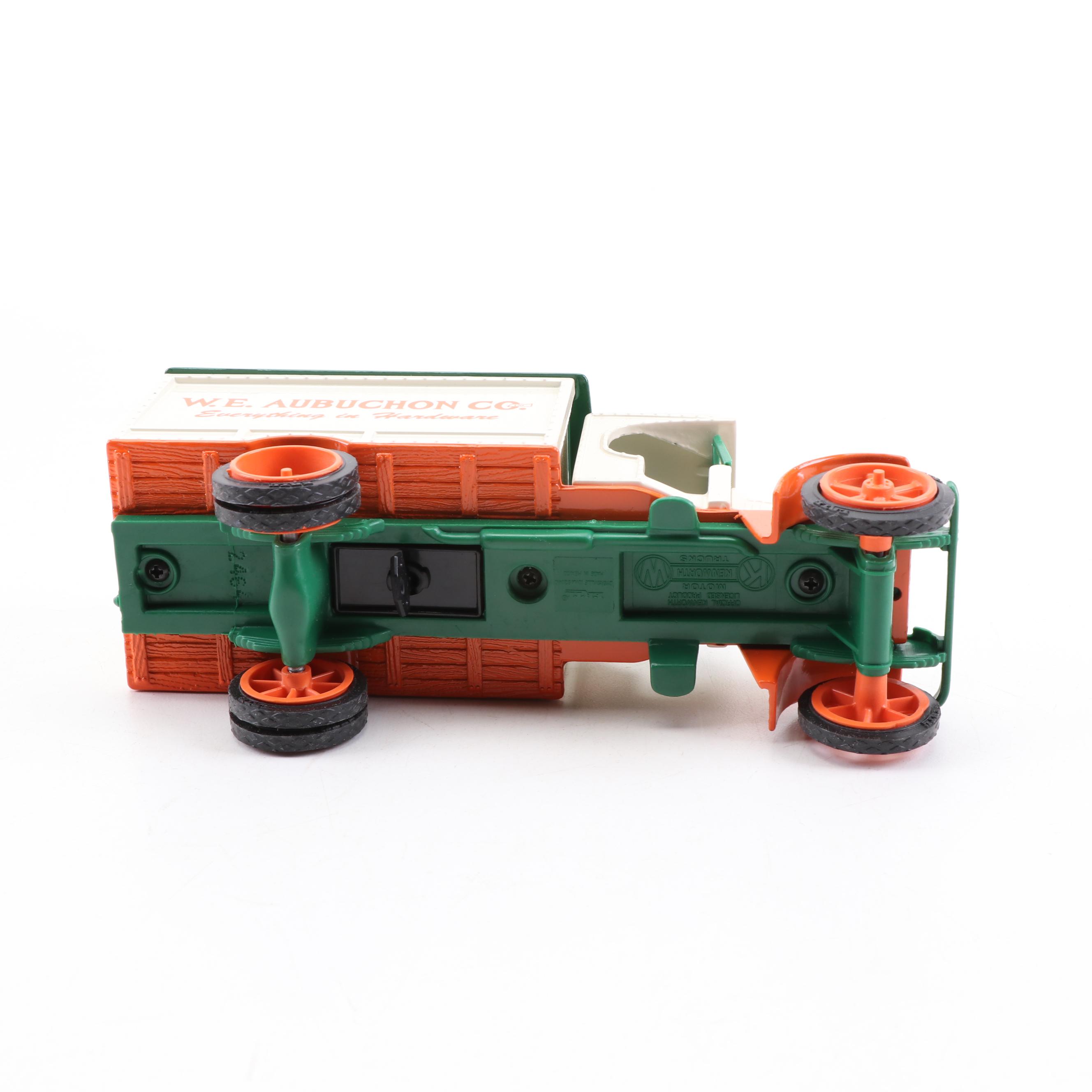 1913 Ford Model T Texaco Delivery Truck Diecast Model with Others, Vintage