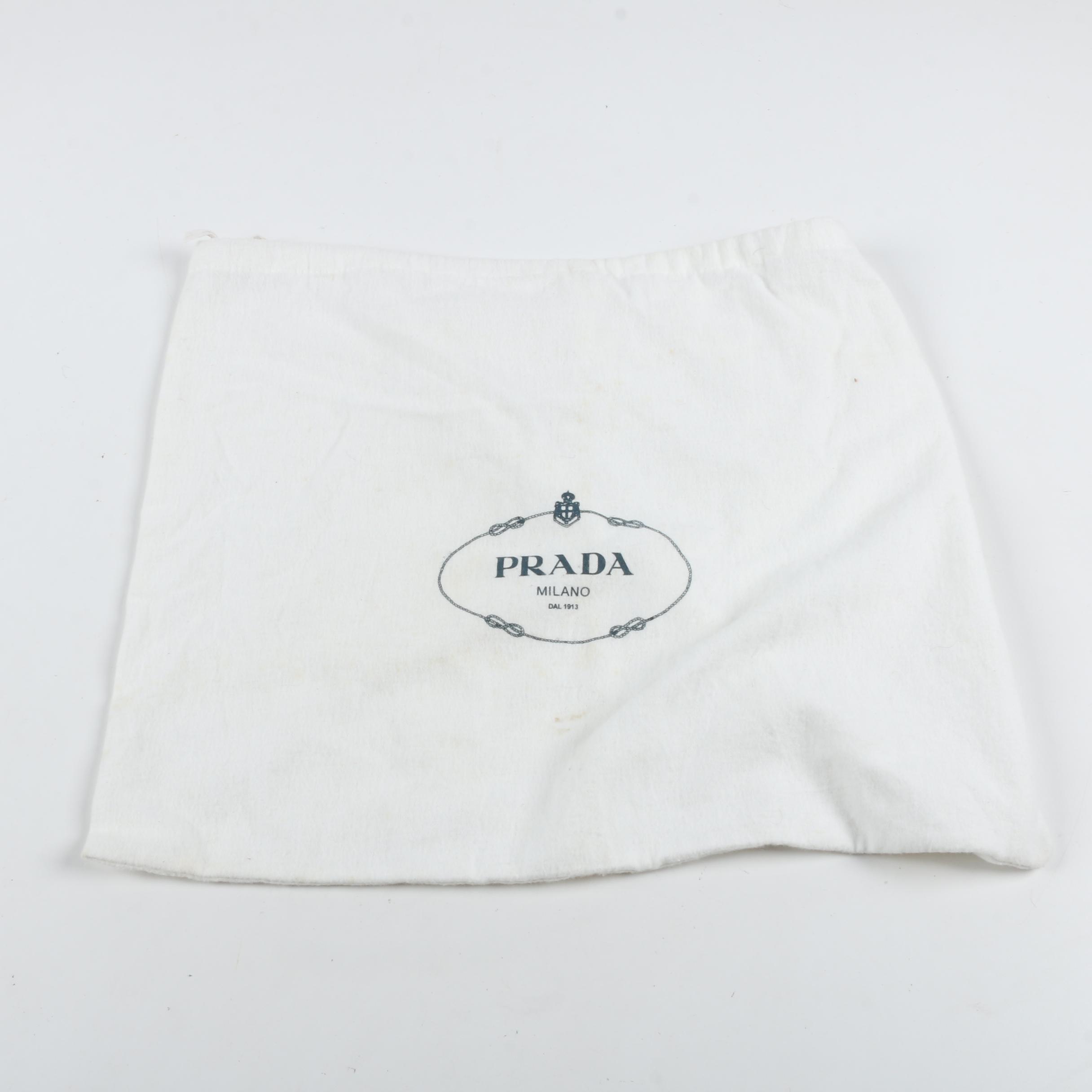 Prada Portafoglio Pattina Flap Wallet in Black Vitello Grain Leather