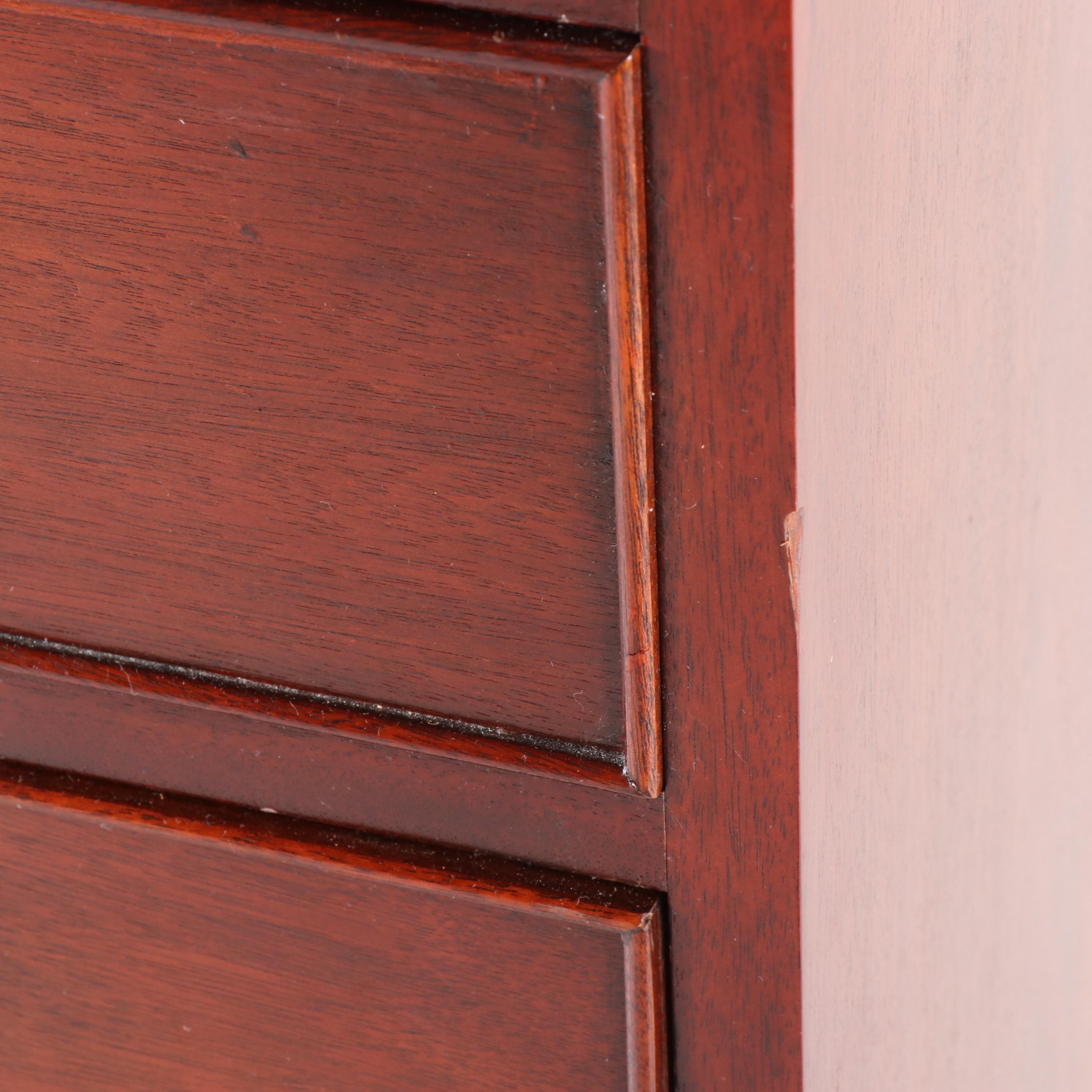 Craftique Mahogany Federal Style Chest on Chest, Mid 20th Century
