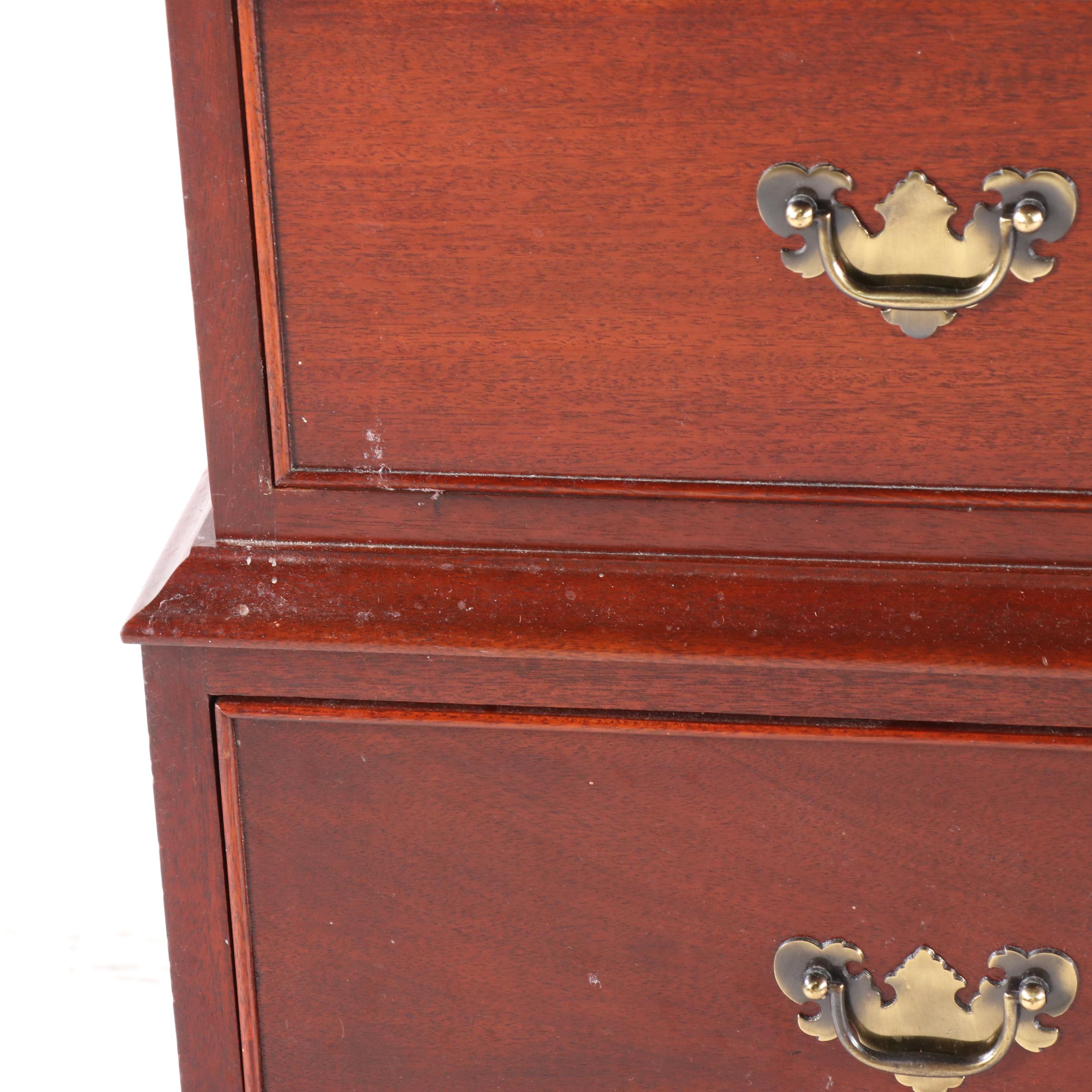 Craftique Mahogany Federal Style Chest on Chest, Mid 20th Century
