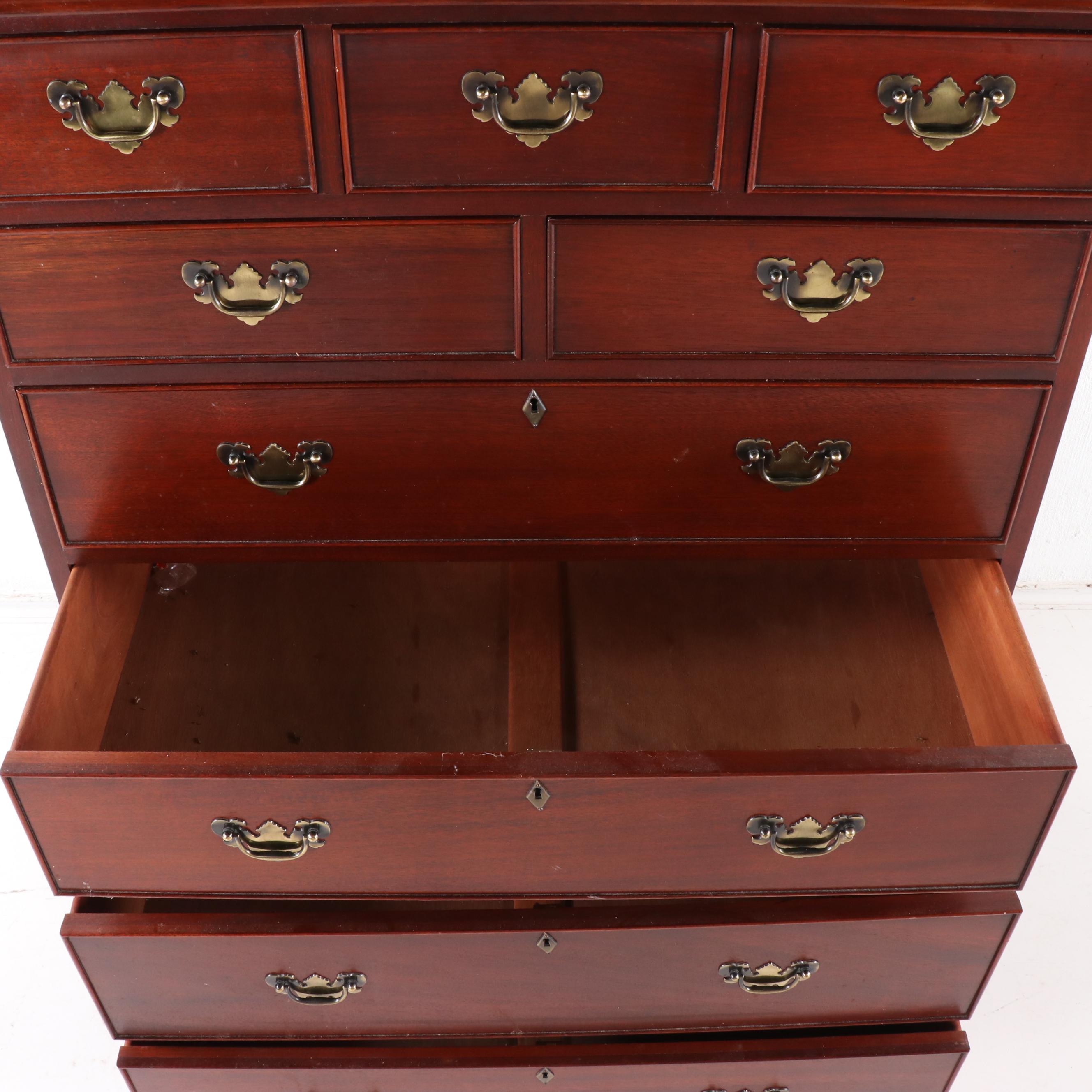 Craftique Mahogany Federal Style Chest on Chest, Mid 20th Century
