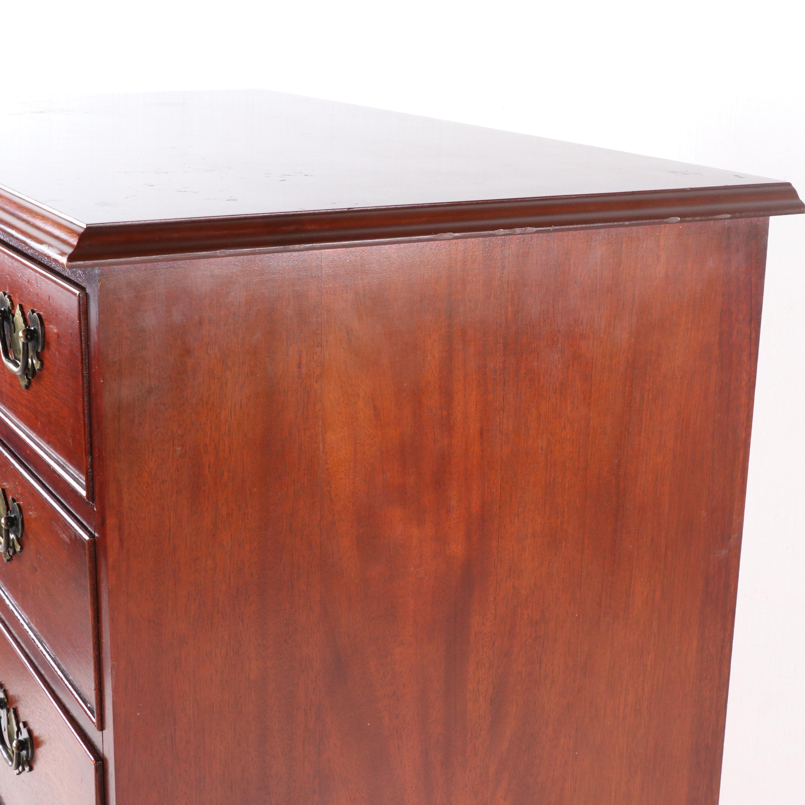 Craftique Mahogany Federal Style Chest on Chest, Mid 20th Century