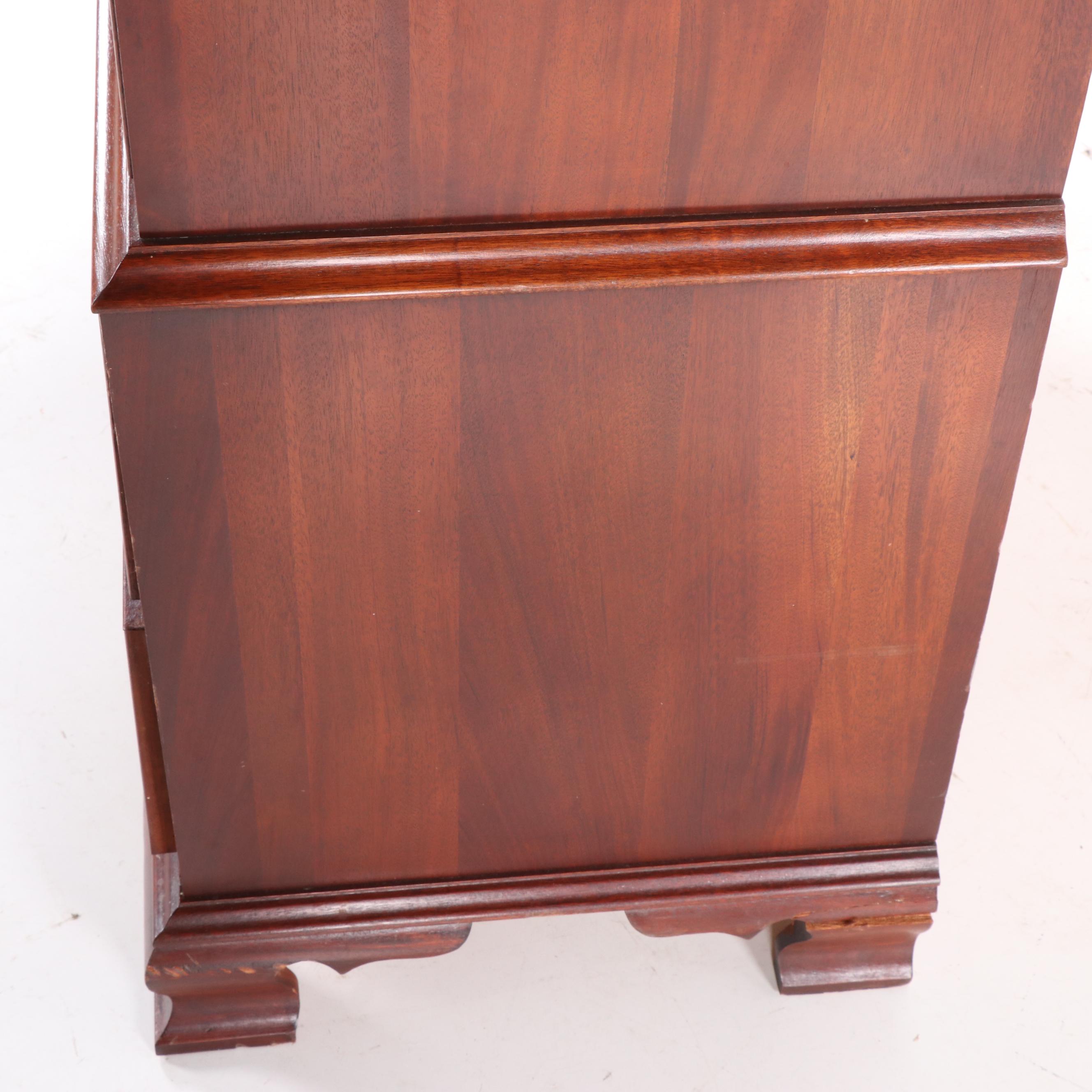 Craftique Mahogany Federal Style Chest on Chest, Mid 20th Century