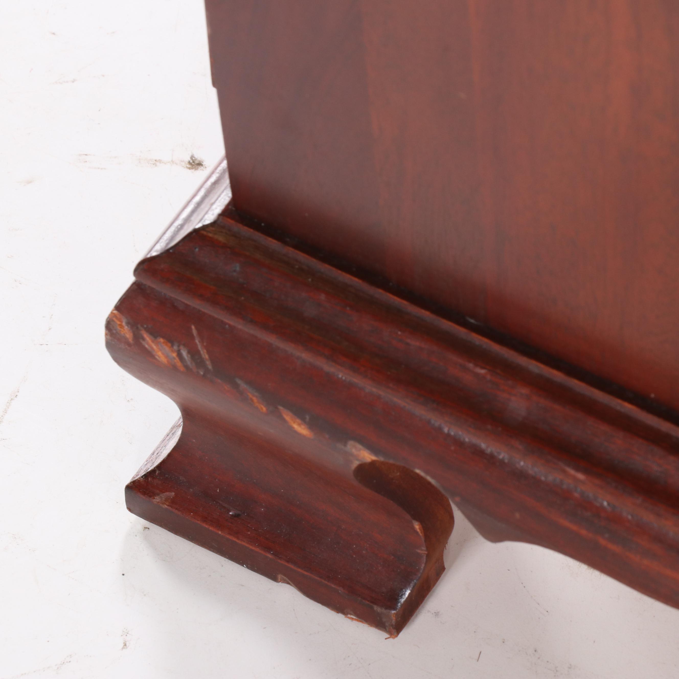 Craftique Mahogany Federal Style Chest on Chest, Mid 20th Century