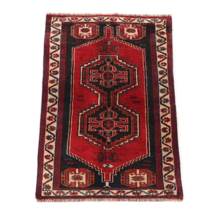 Hand-Knotted Persian Qashqai Shiraz Wool Rug
