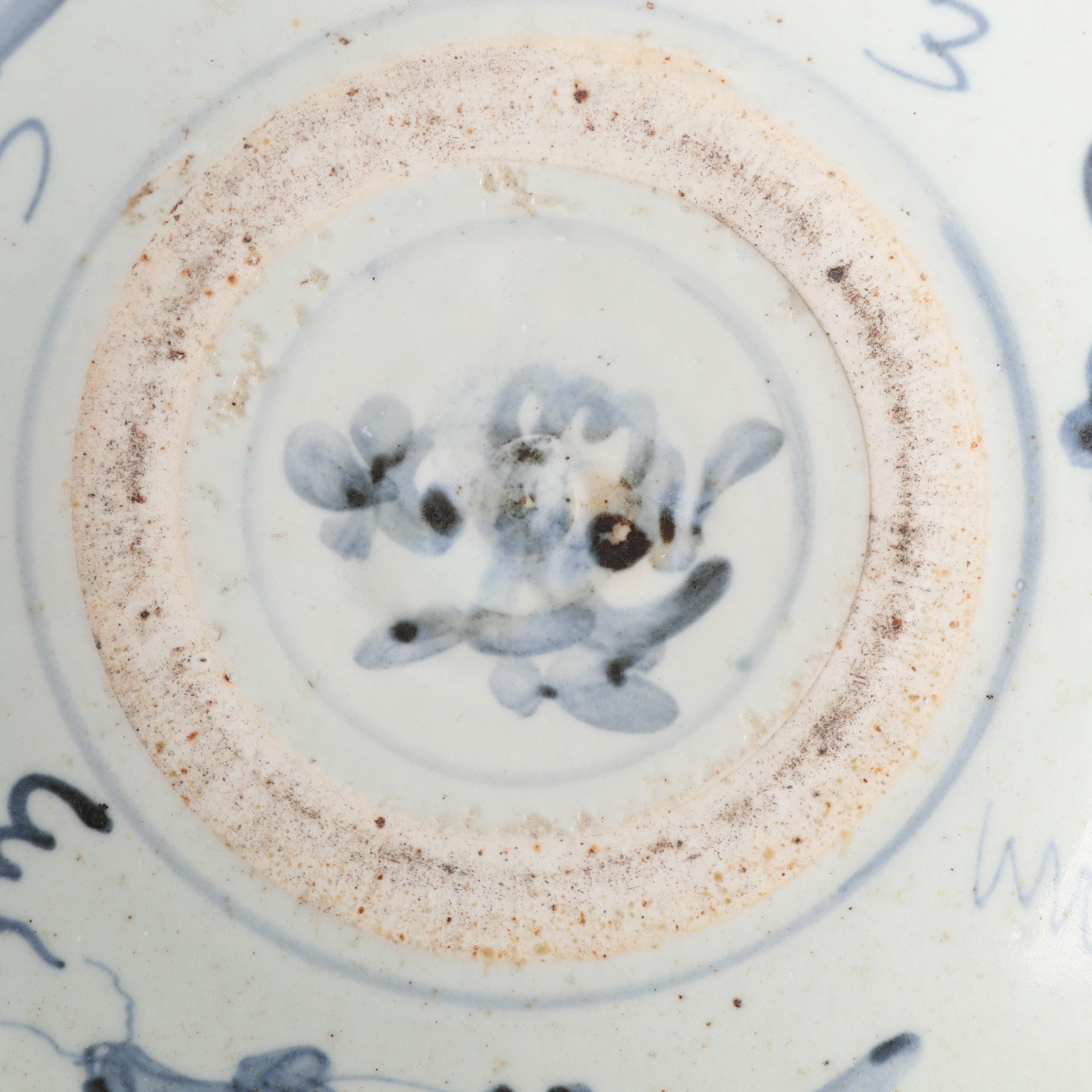 Chinese Zhangzhou Hand-Painted Blue and White Porcelain Bowls, Ming Dynasty