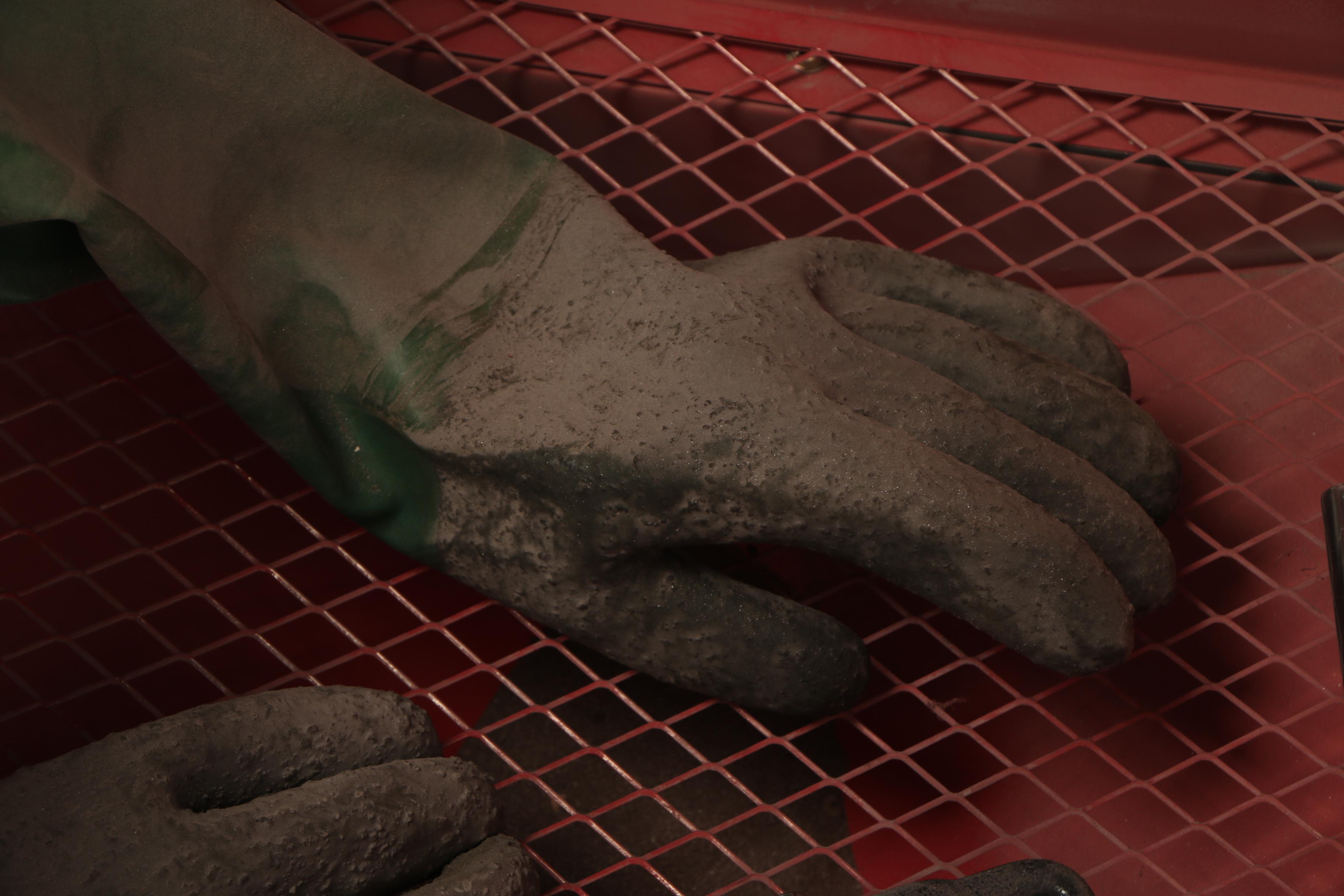 Central Pneumatic Abrasive Blast Cabinet for Bench Top #38840