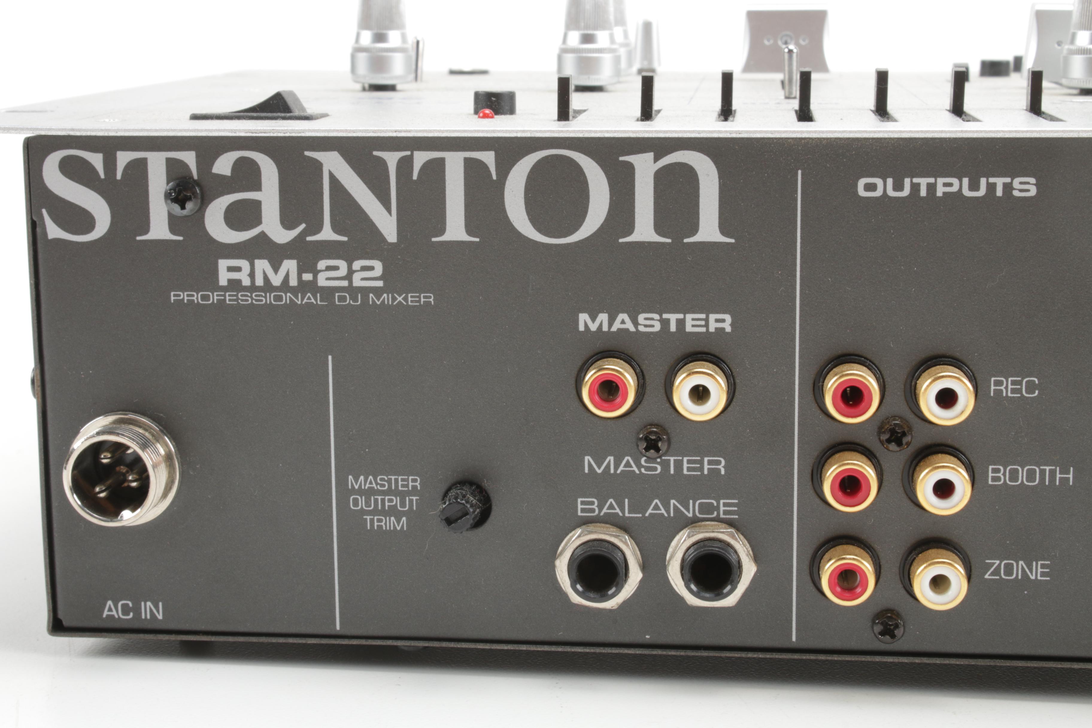 Stanton RM-22 Professional DJ Mixer