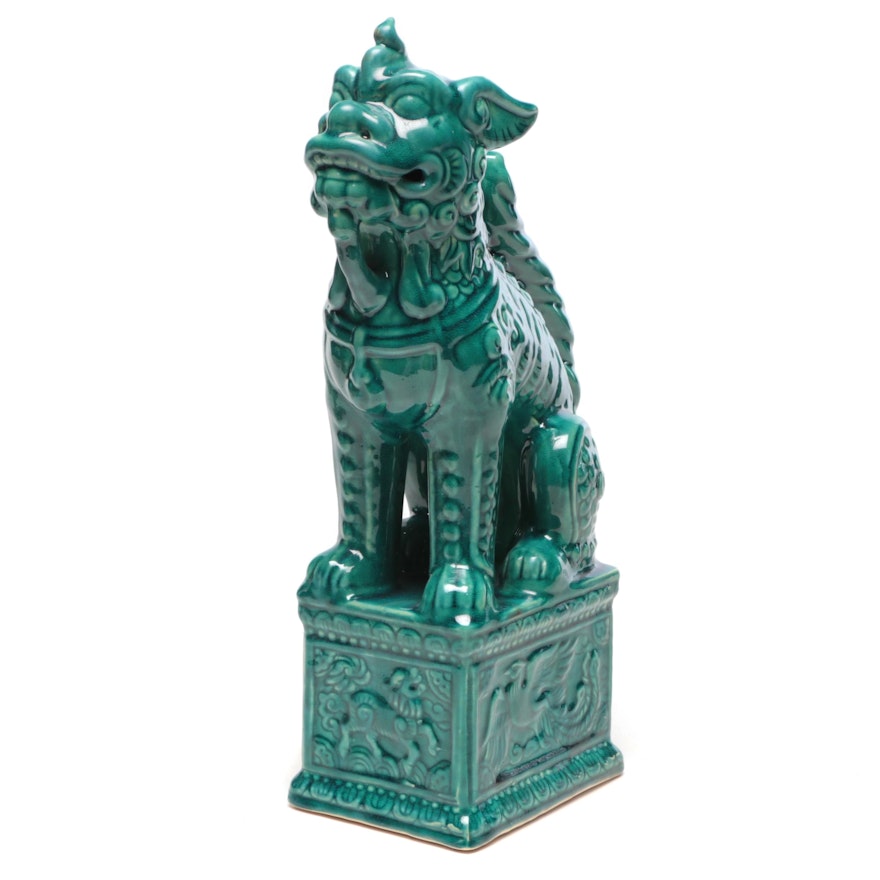 Chinese Ceramic Guardian Lion, Mid to Late 20th Century