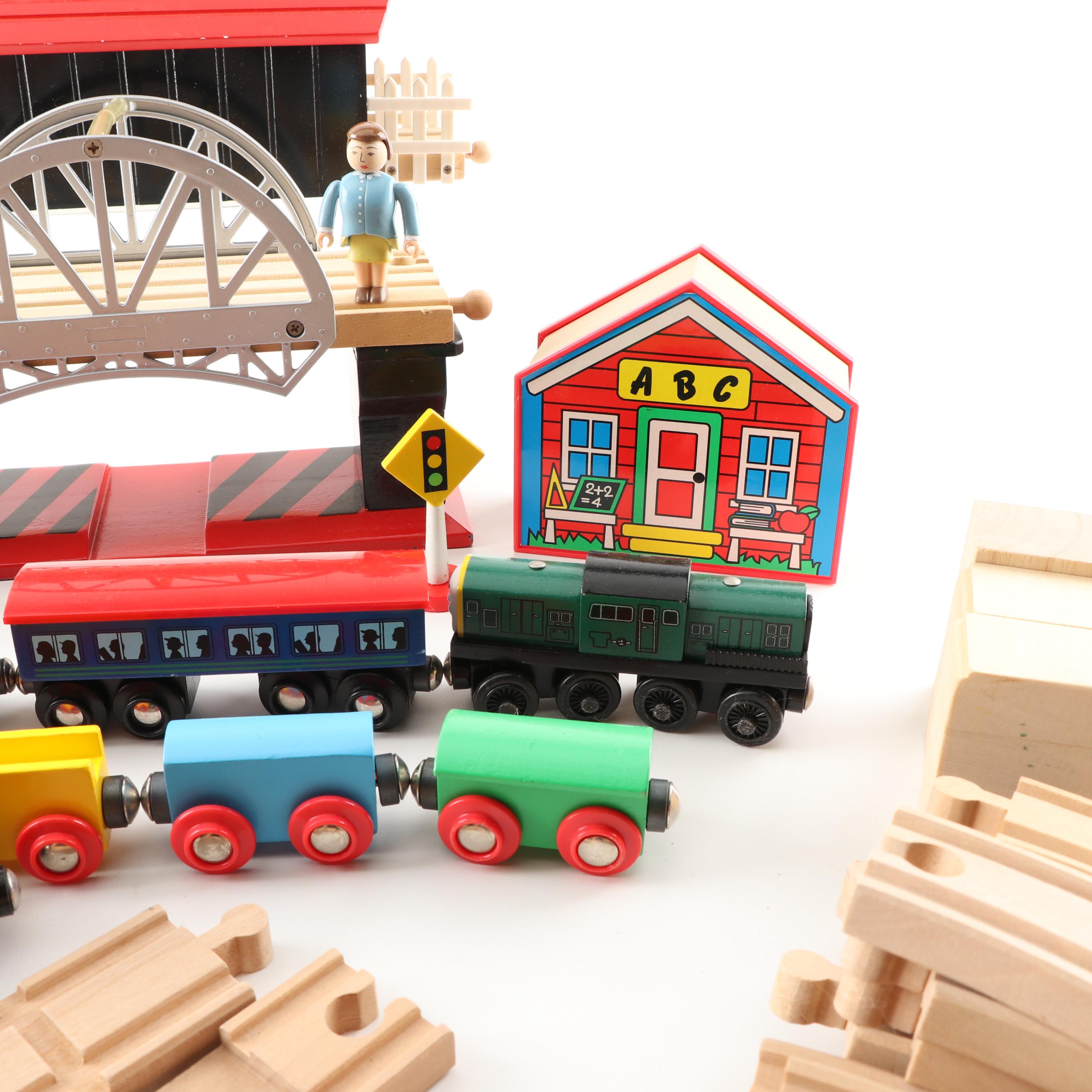 Battat Wooden Train Set