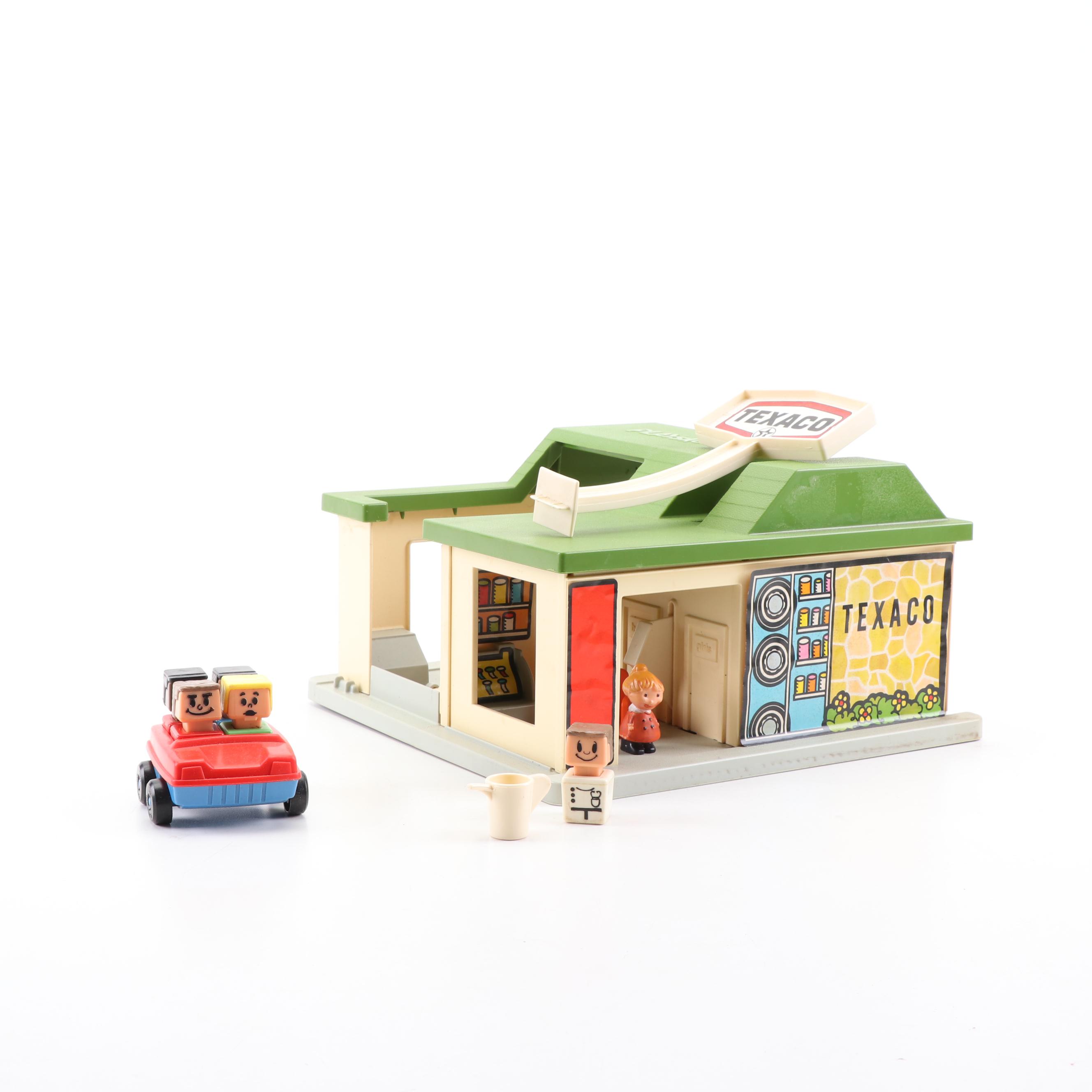 Playskool "Texaco" Gas Station Play Set in Original Box