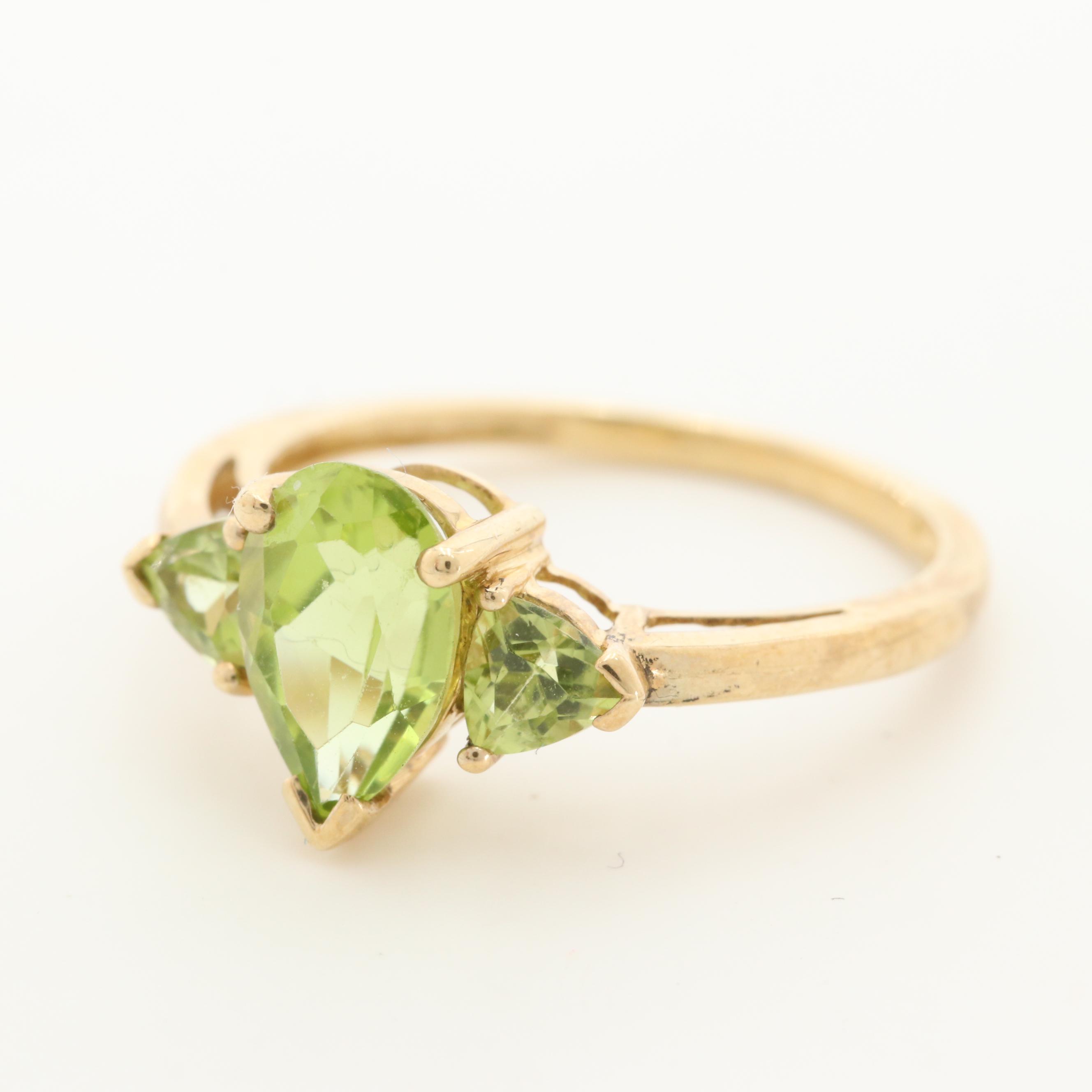 10K Yellow Gold Peridot Ring