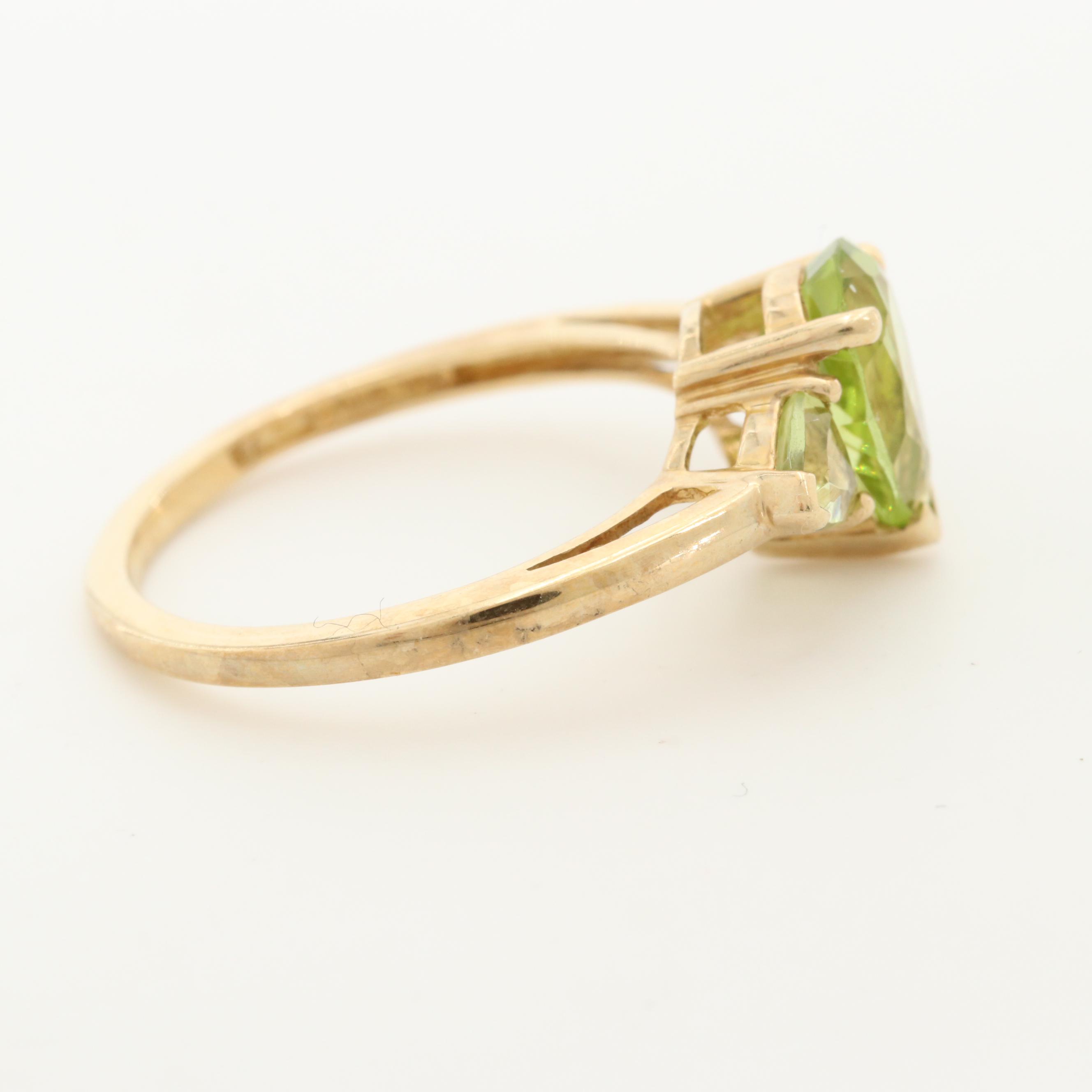 10K Yellow Gold Peridot Ring
