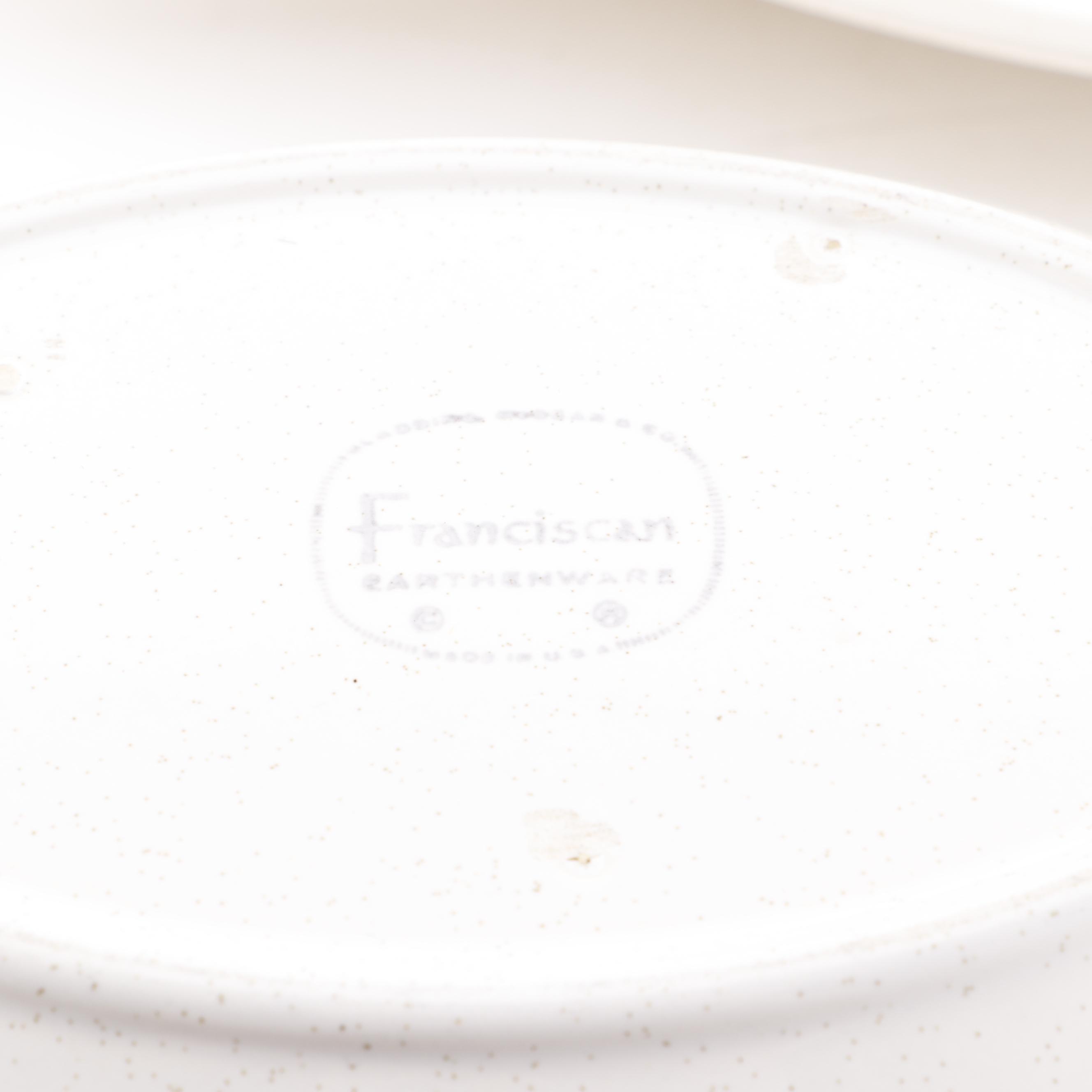 Fransiscan "Starburst" Earthenware Serveware and Kentley Buffet Trays, 1950s