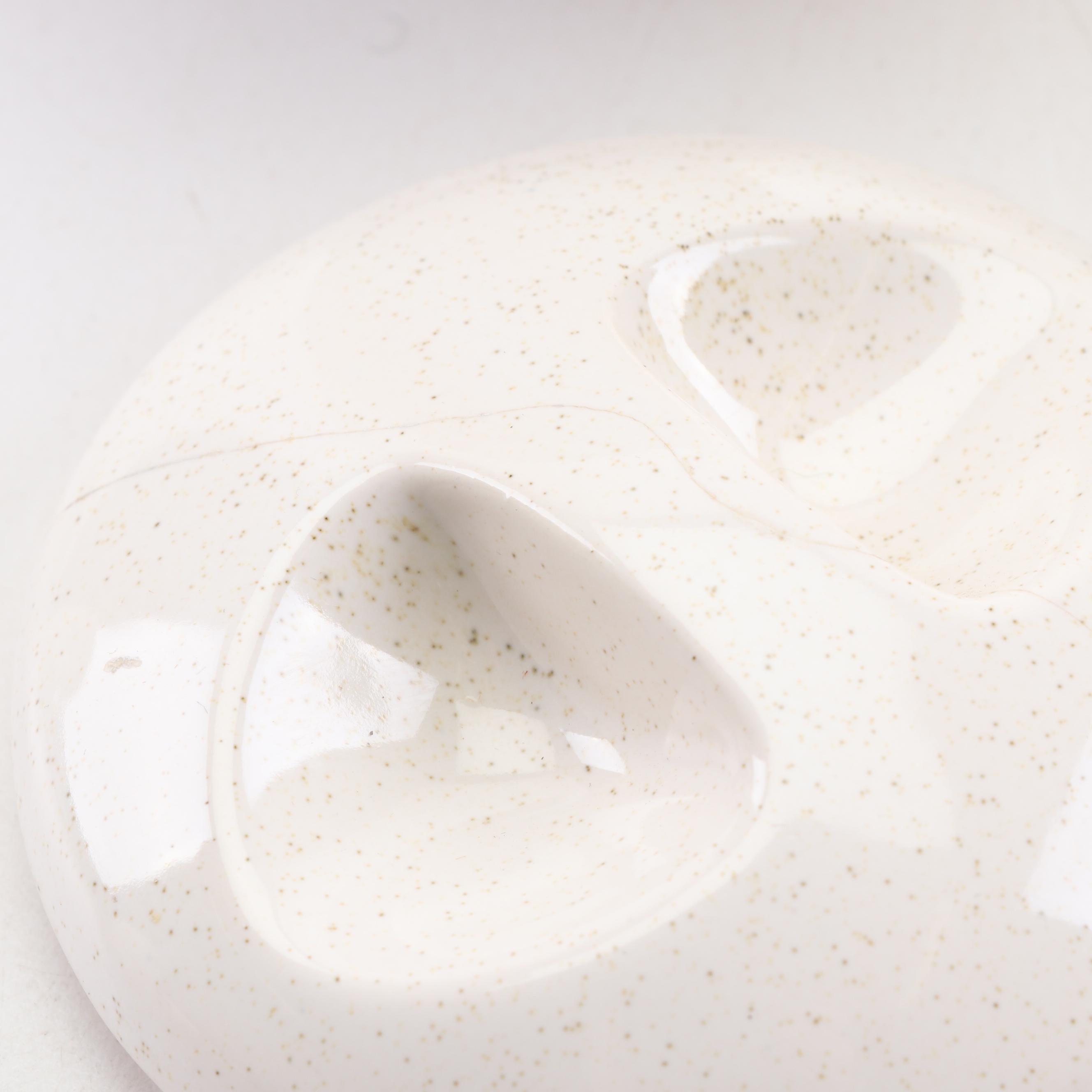 Fransiscan "Starburst" Earthenware Serveware and Kentley Buffet Trays, 1950s