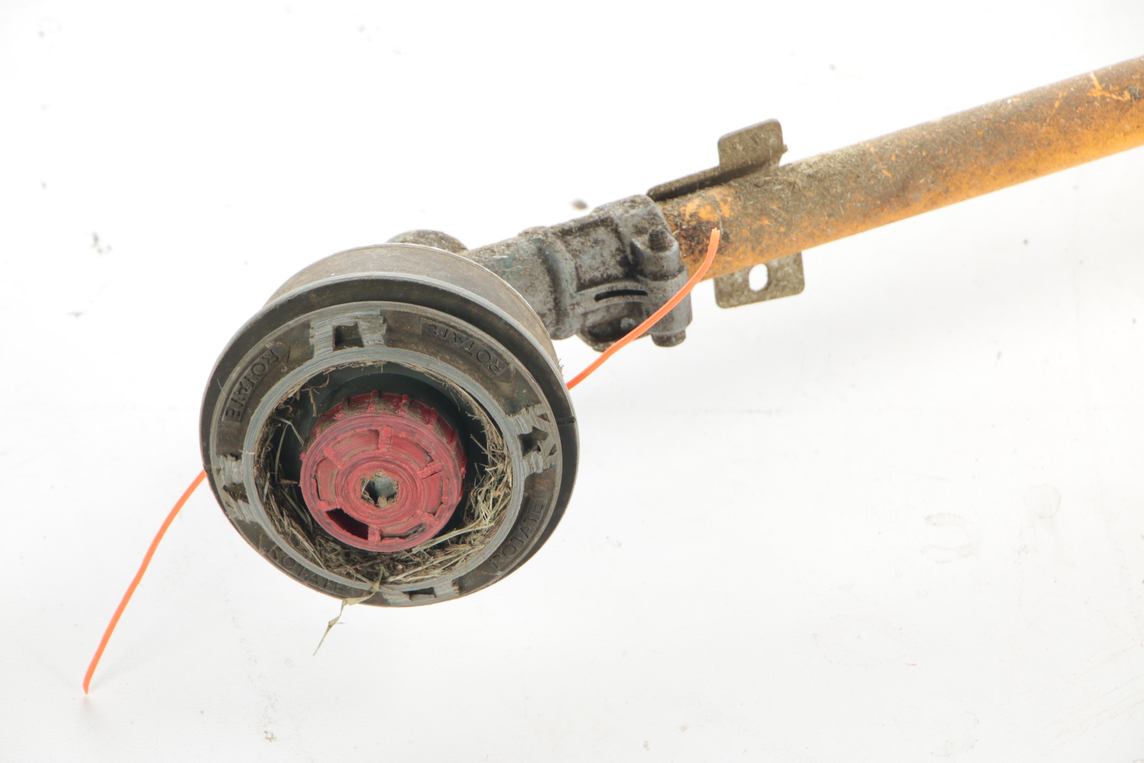 Ryobi Gas-Powered String Trimmer RY28040 with Expand-It Shaft