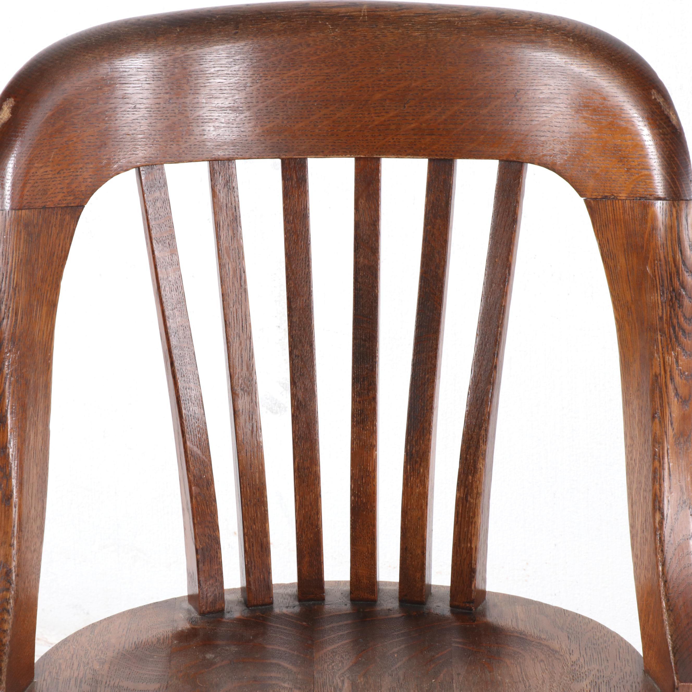 American Oak Swivel Office Chair by Milwaukee Chair Co., Early 20th Century
