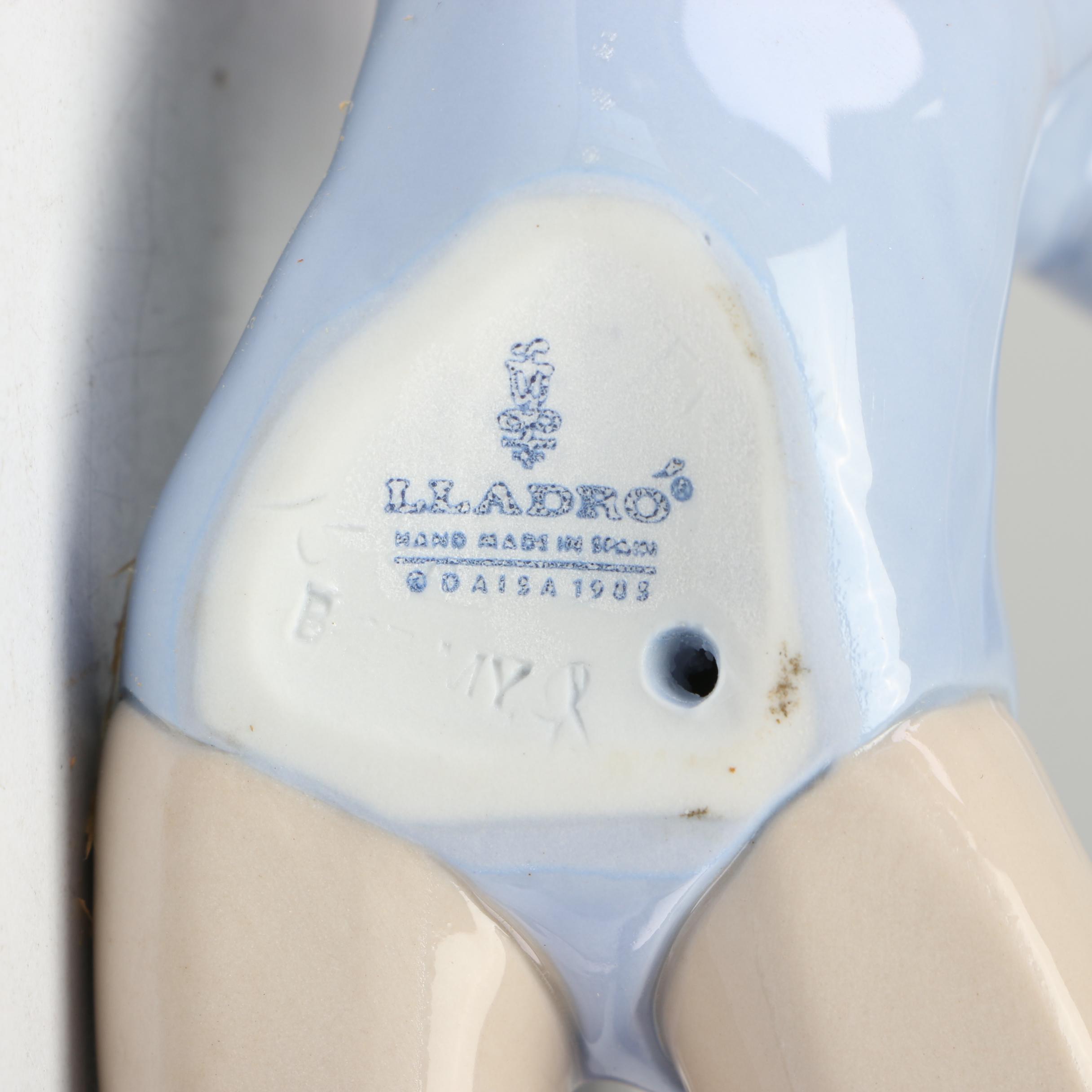 Lladró "Gymnast with Ring" Figurine