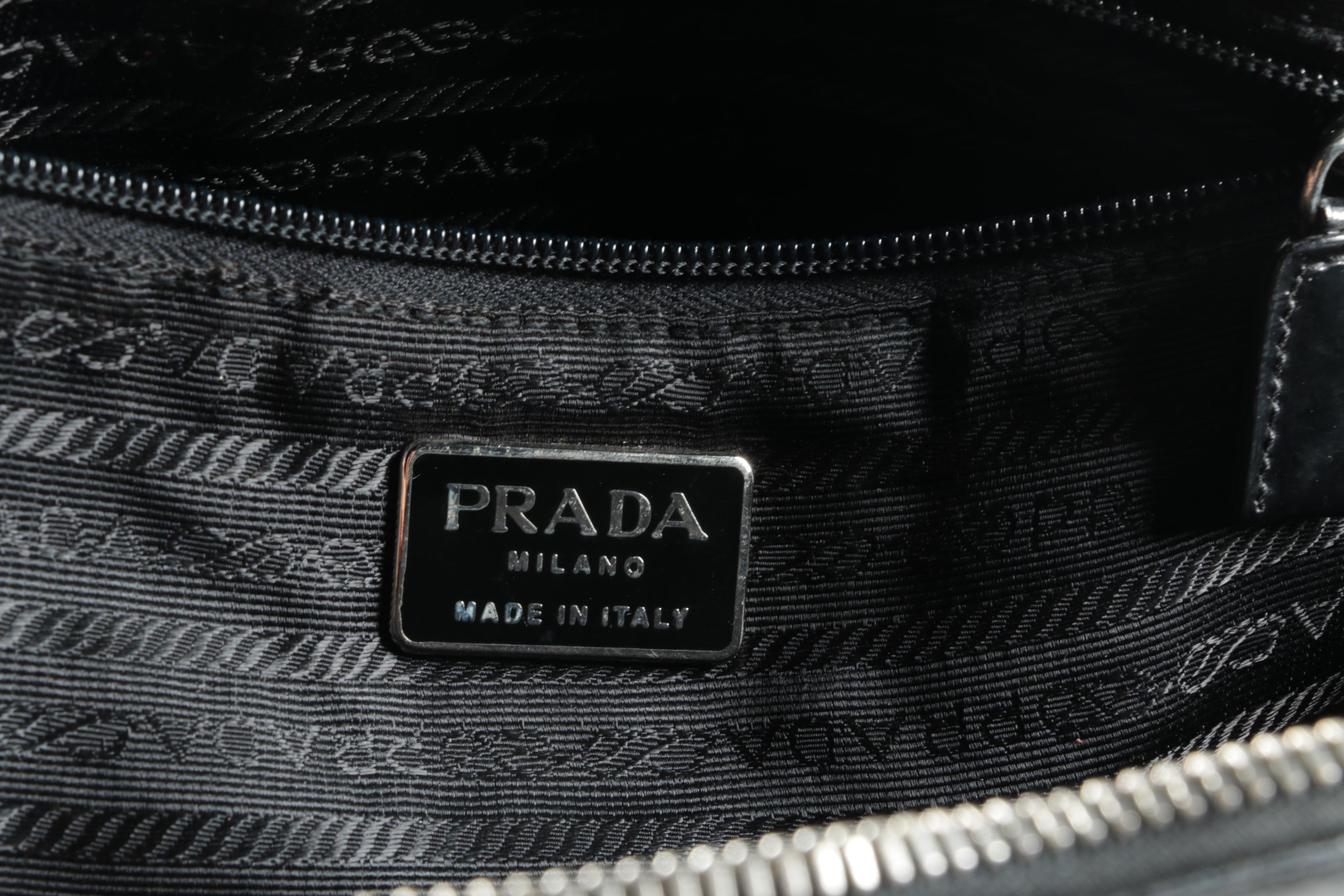 Prada Shoulder Bag in Black Spazzolato Leather