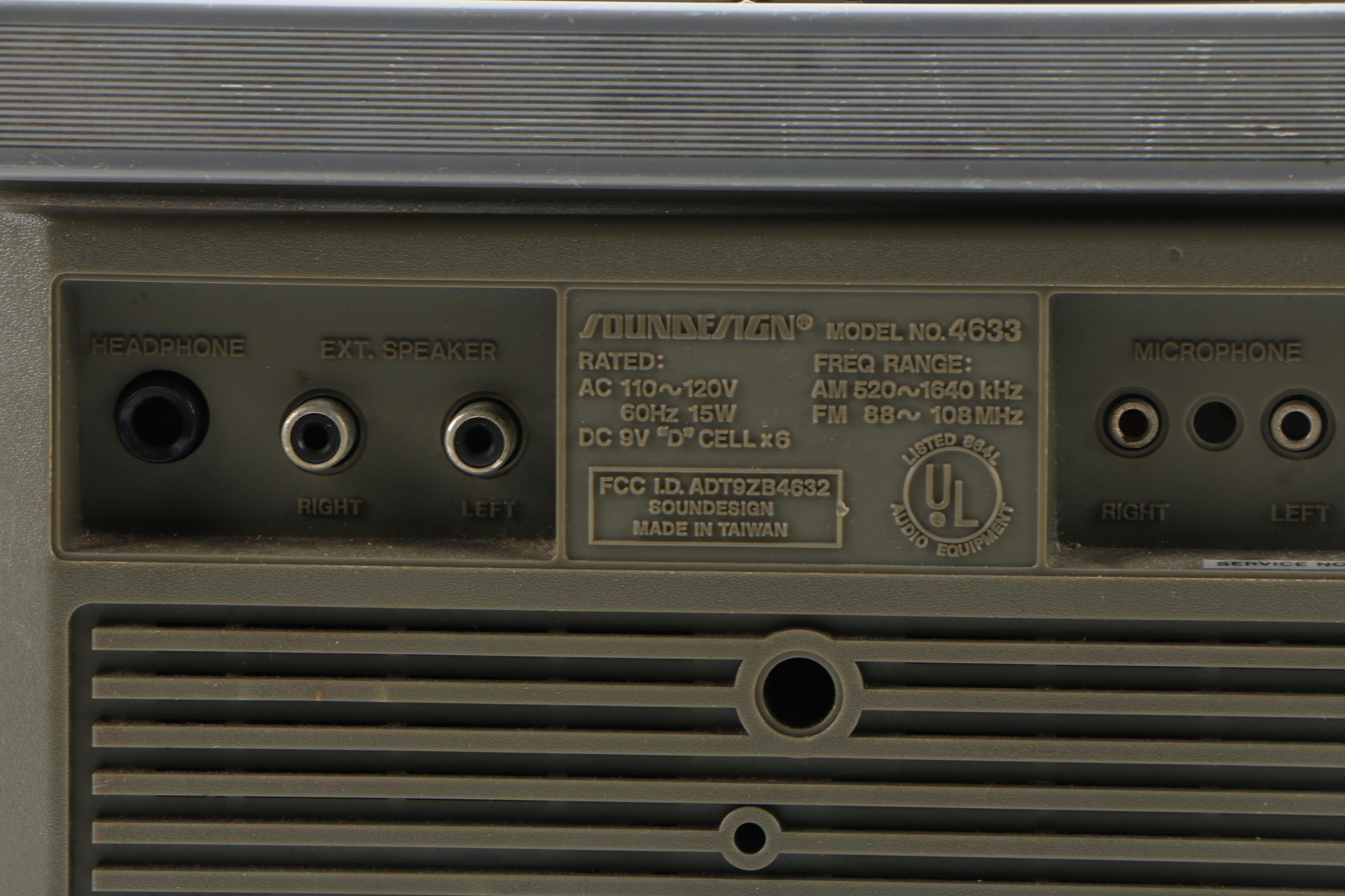 Soundesign 4633 AM/FM Stereo Cassette Recorder Boombox, 1980s