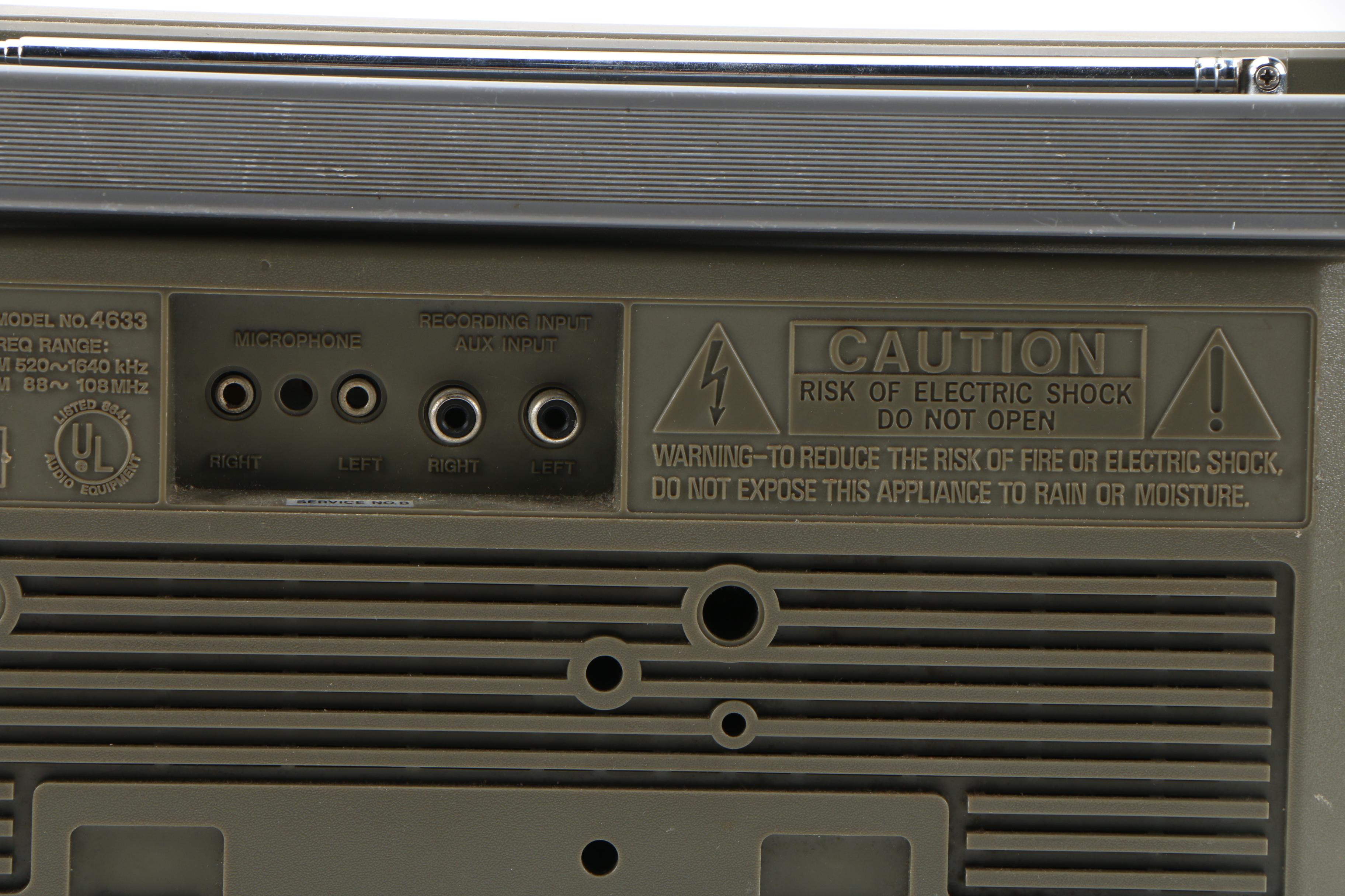 Soundesign 4633 AM/FM Stereo Cassette Recorder Boombox, 1980s