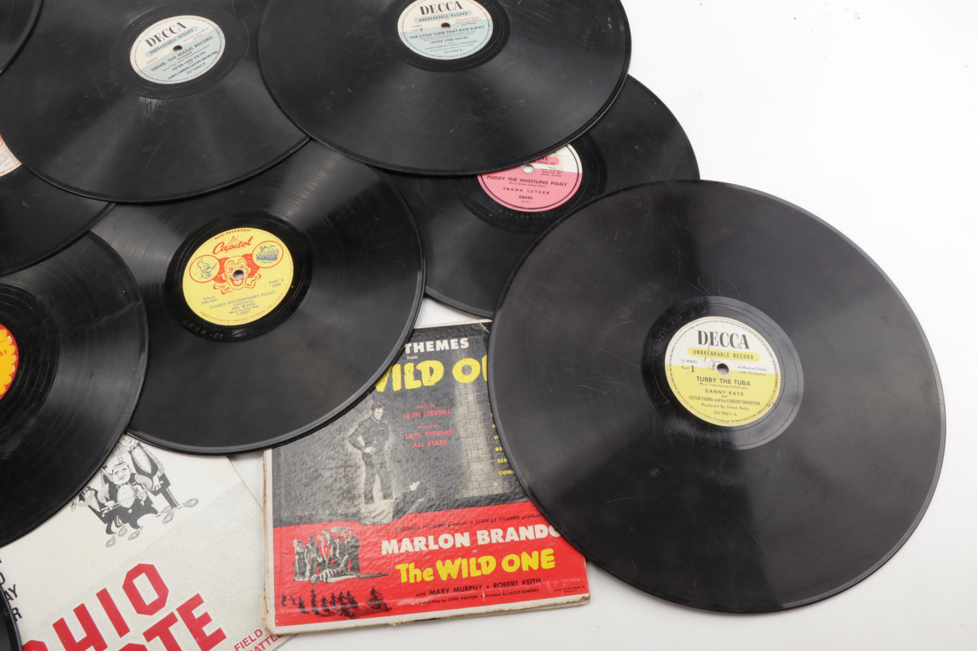 2-XL Robot 8-Track Player Donald Duck Record Player Case and Phones