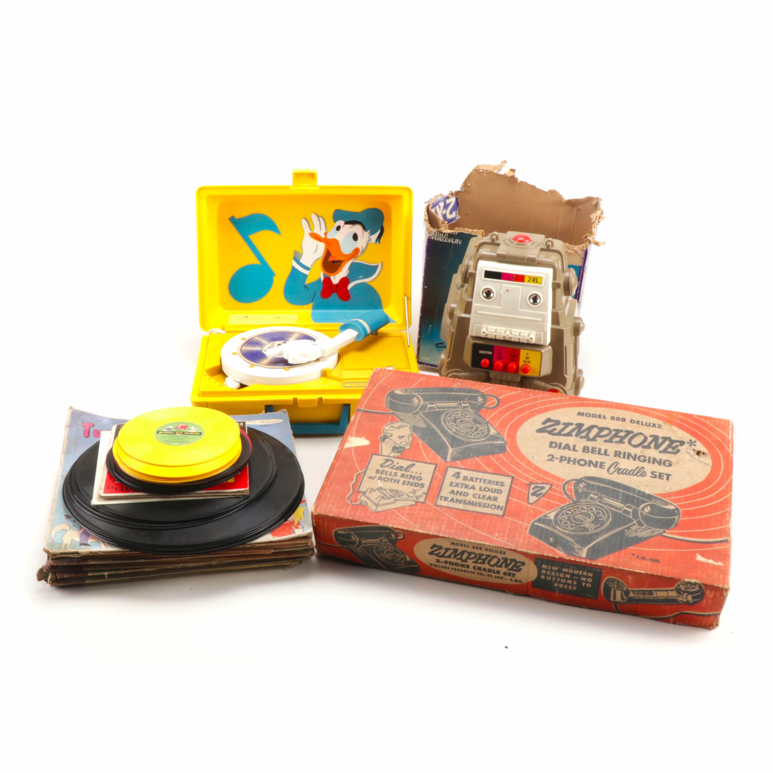 2-XL Robot 8-Track Player Donald Duck Record Player Case and Phones