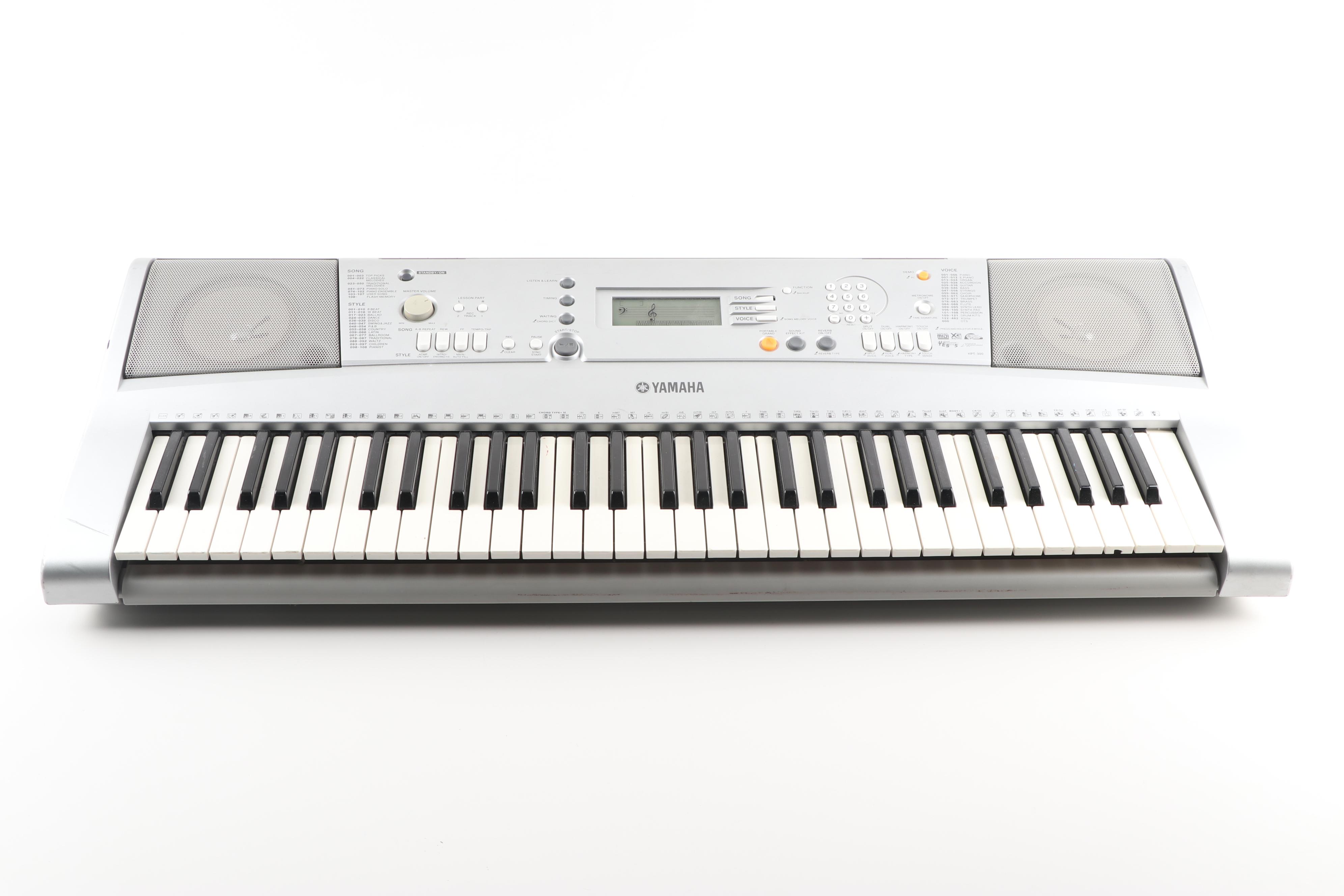 Yamaha YPT-300 Electronic Portable Keyboard