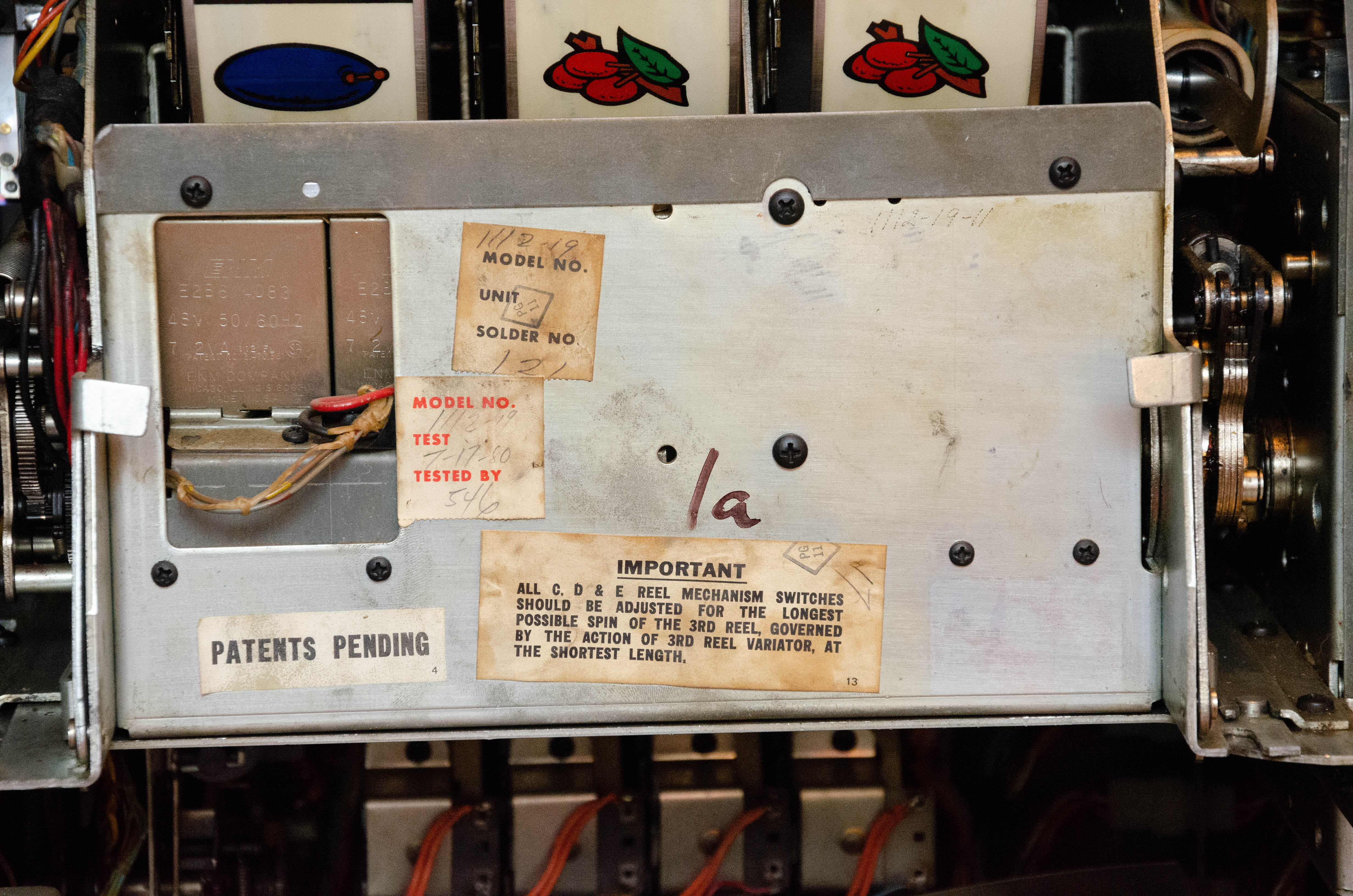 Bally Tabletop Slot Machine, Vintage