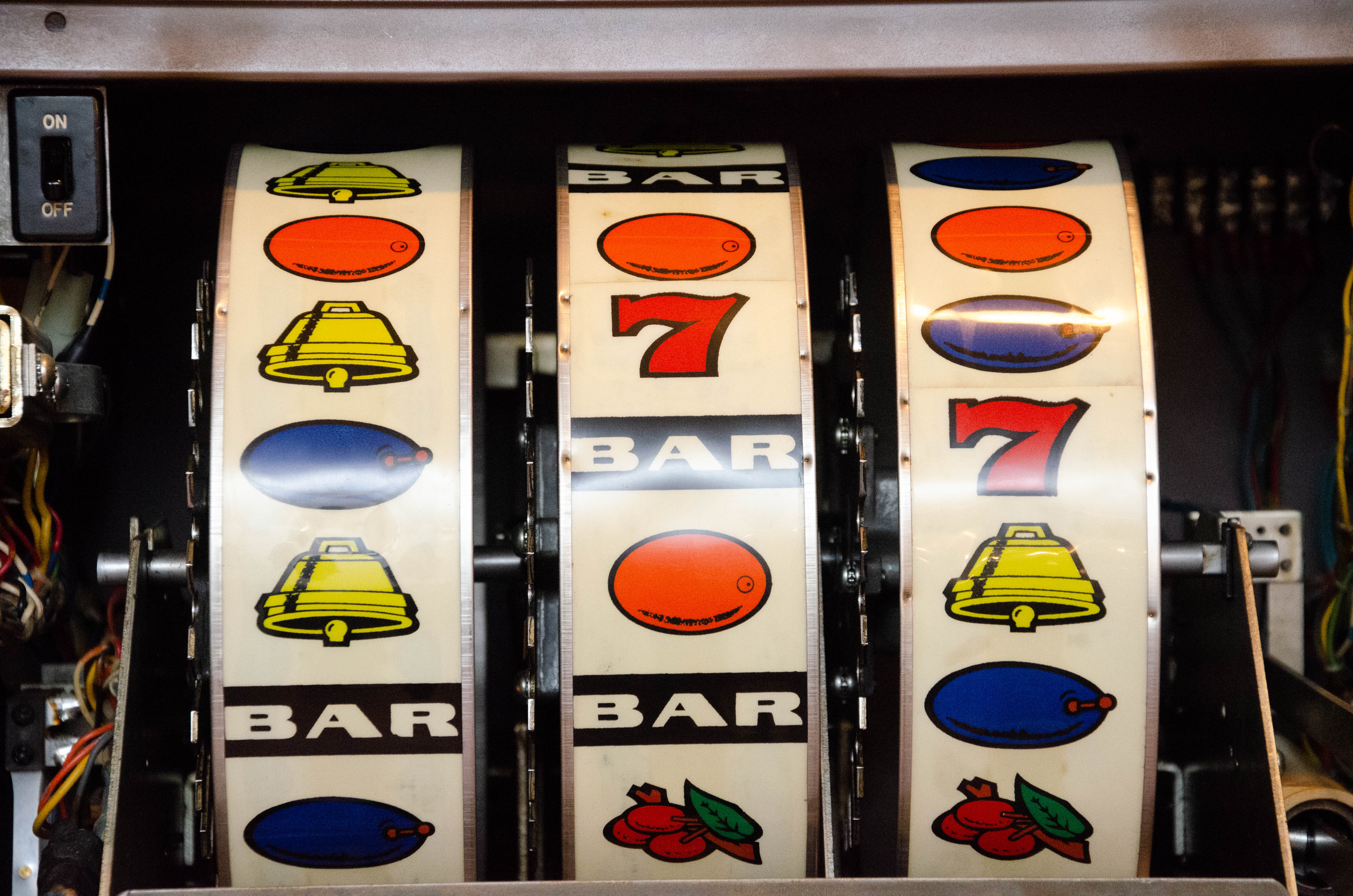 Bally Tabletop Slot Machine, Vintage
