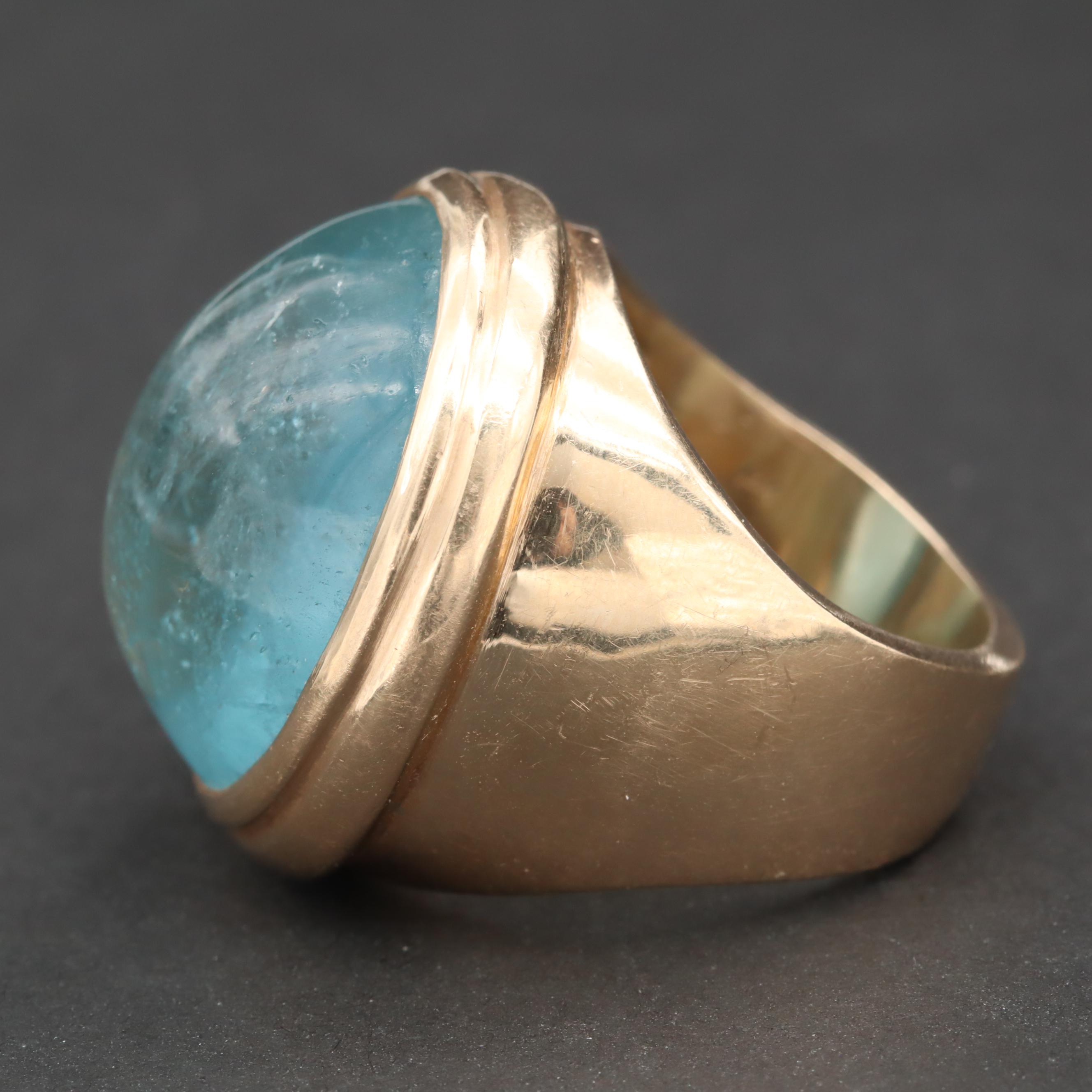 Vintage 14K Yellow Gold Aquamarine Cabochon Ring