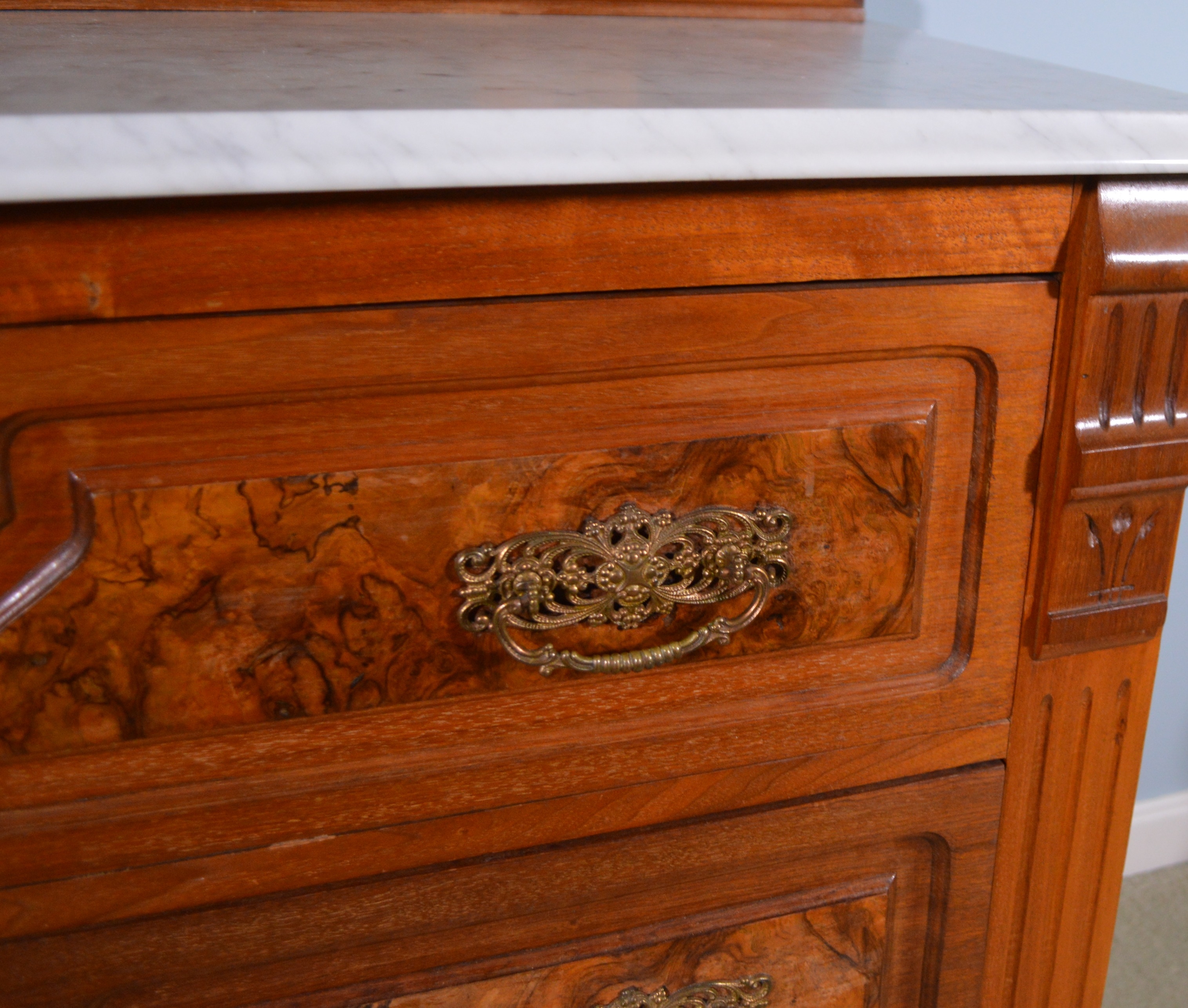 Victorian Eastlake Dresser with Mirror, Late 19th Century