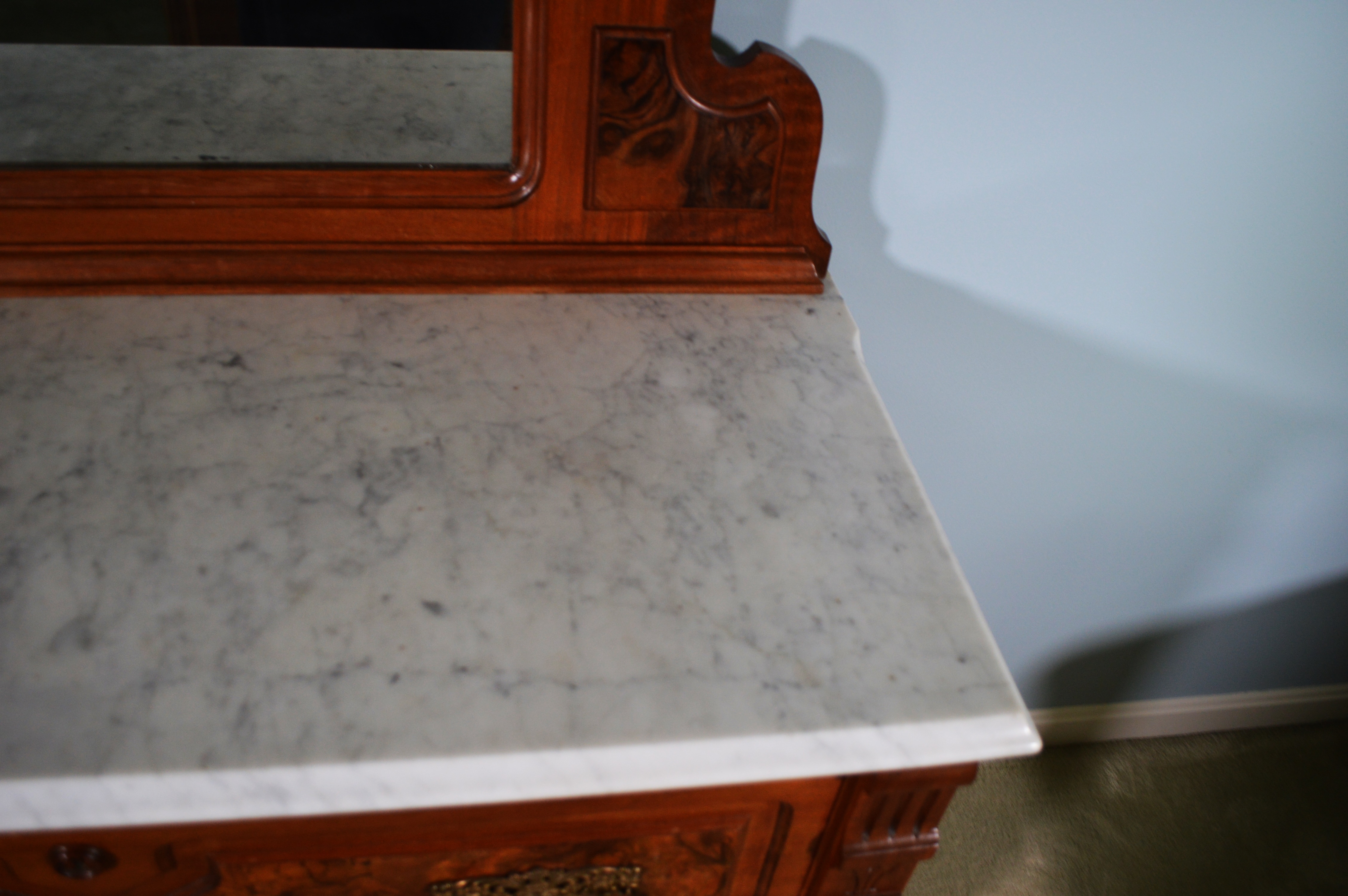 Victorian Eastlake Dresser with Mirror, Late 19th Century