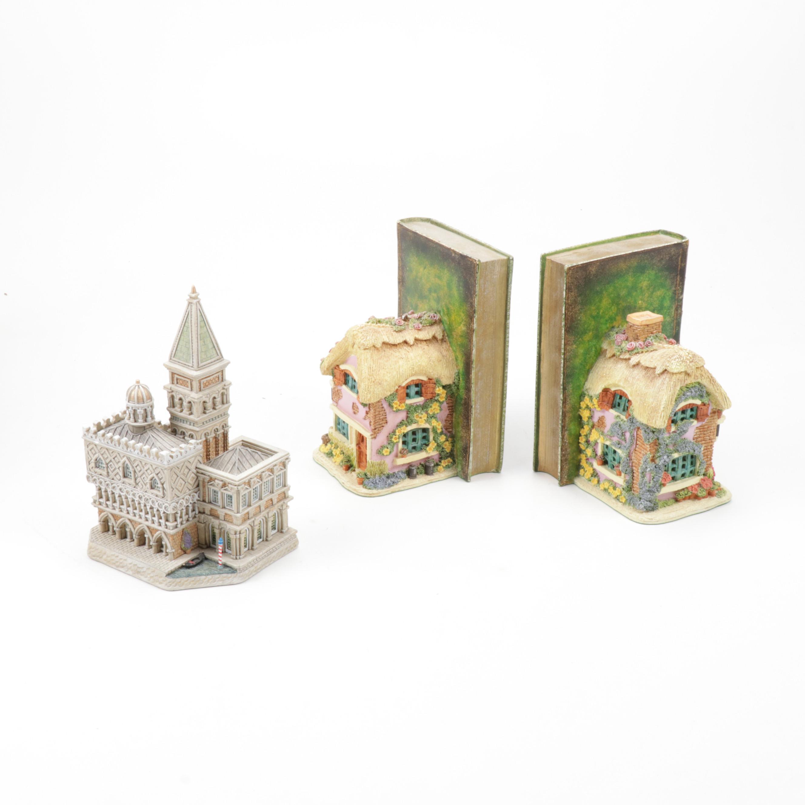 Lilliput Lane "Bookworm" Bookends and David Winter "Venetian Palace" Miniature