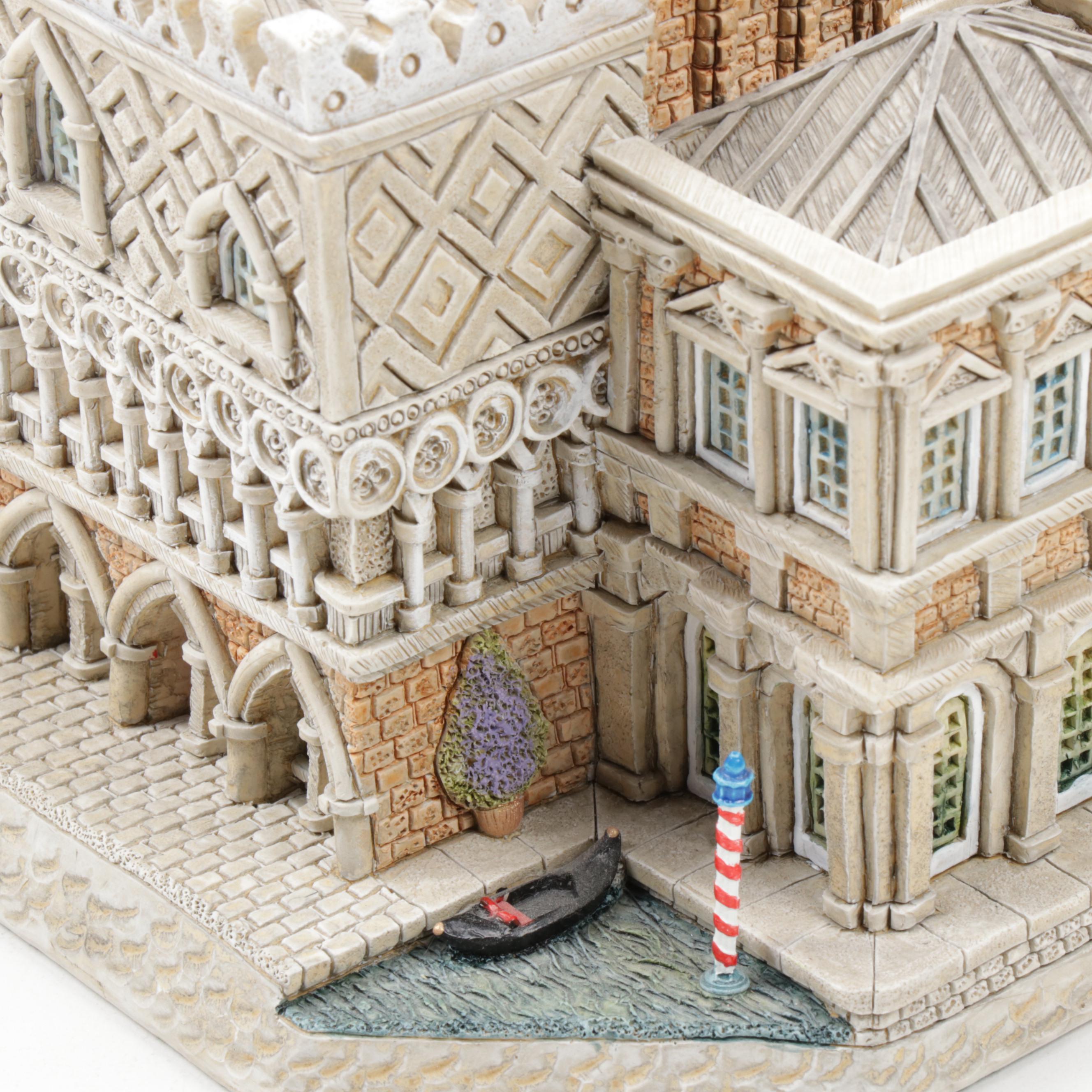 Lilliput Lane "Bookworm" Bookends and David Winter "Venetian Palace" Miniature