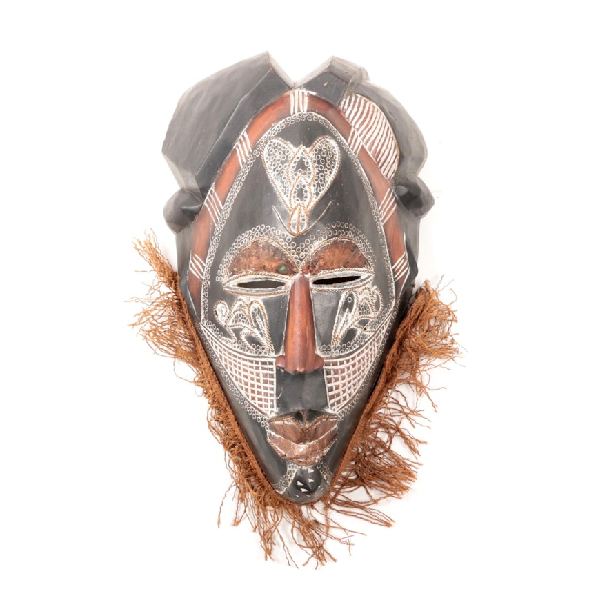 Decorative Wooden Tikar Style Mask