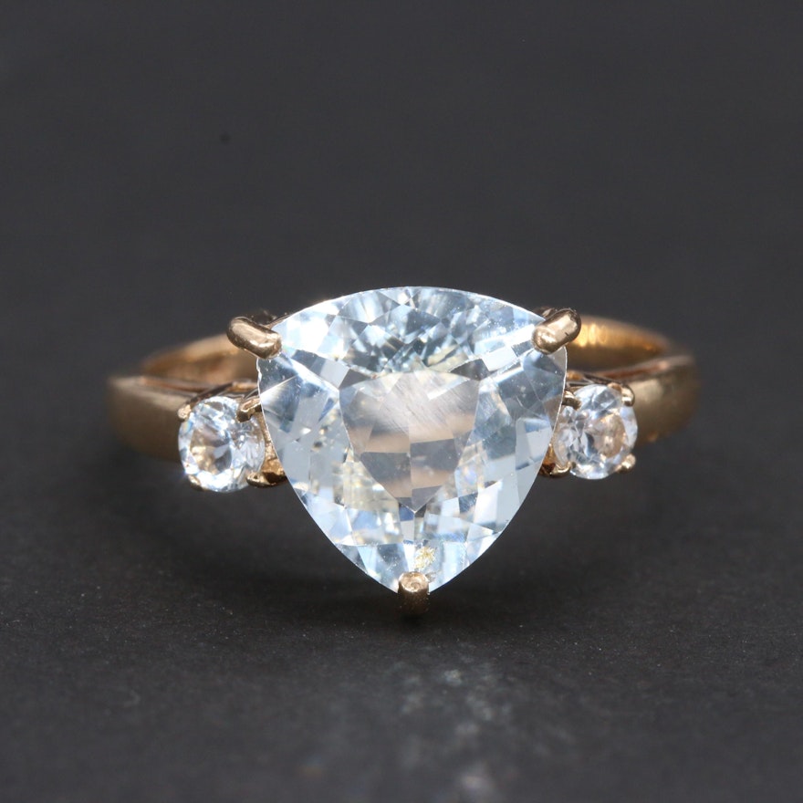 14k Yellow Gold Aquamarine Ring