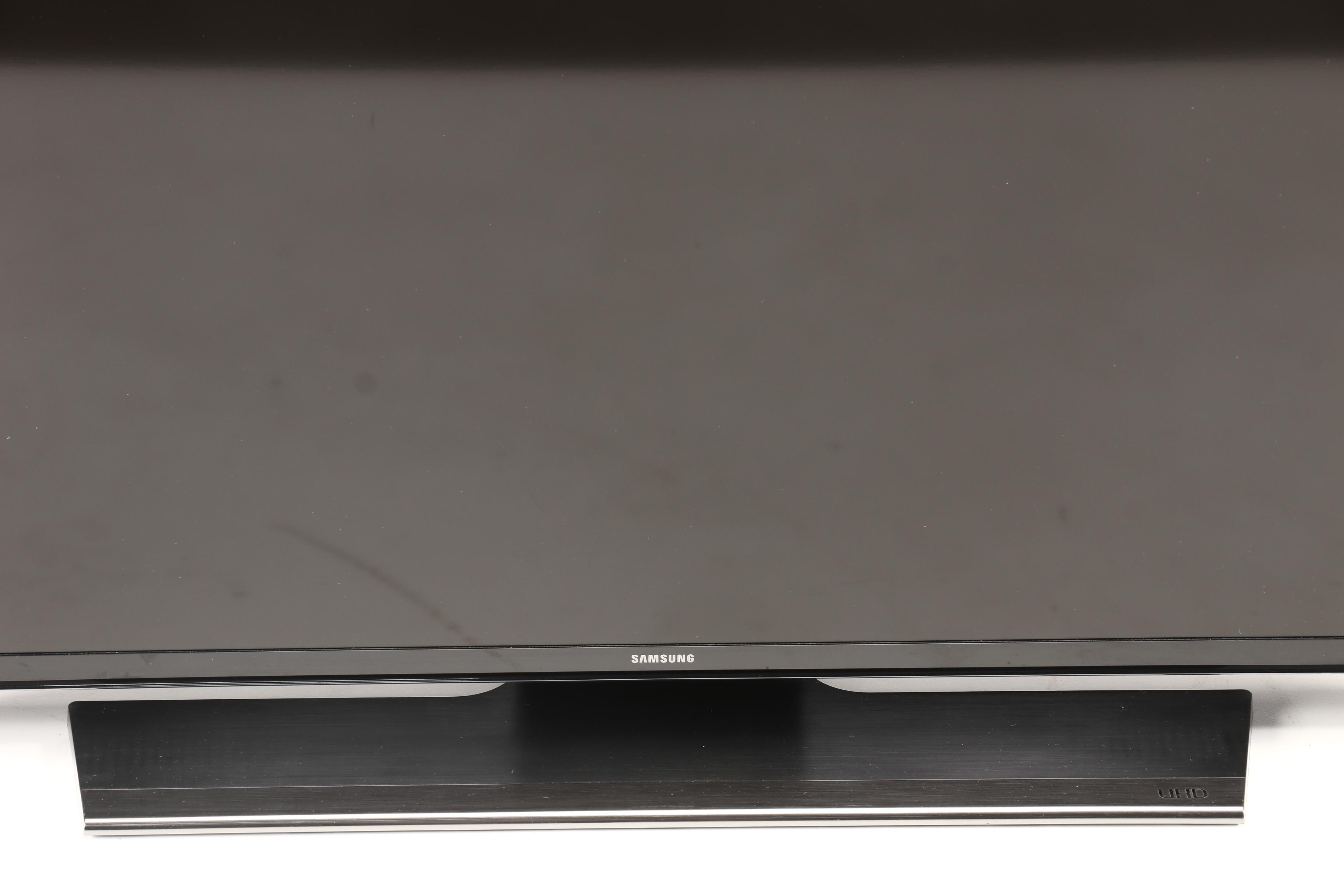 Samsung, "HU6950 Series" 40" UHD 4K Smart LED TV