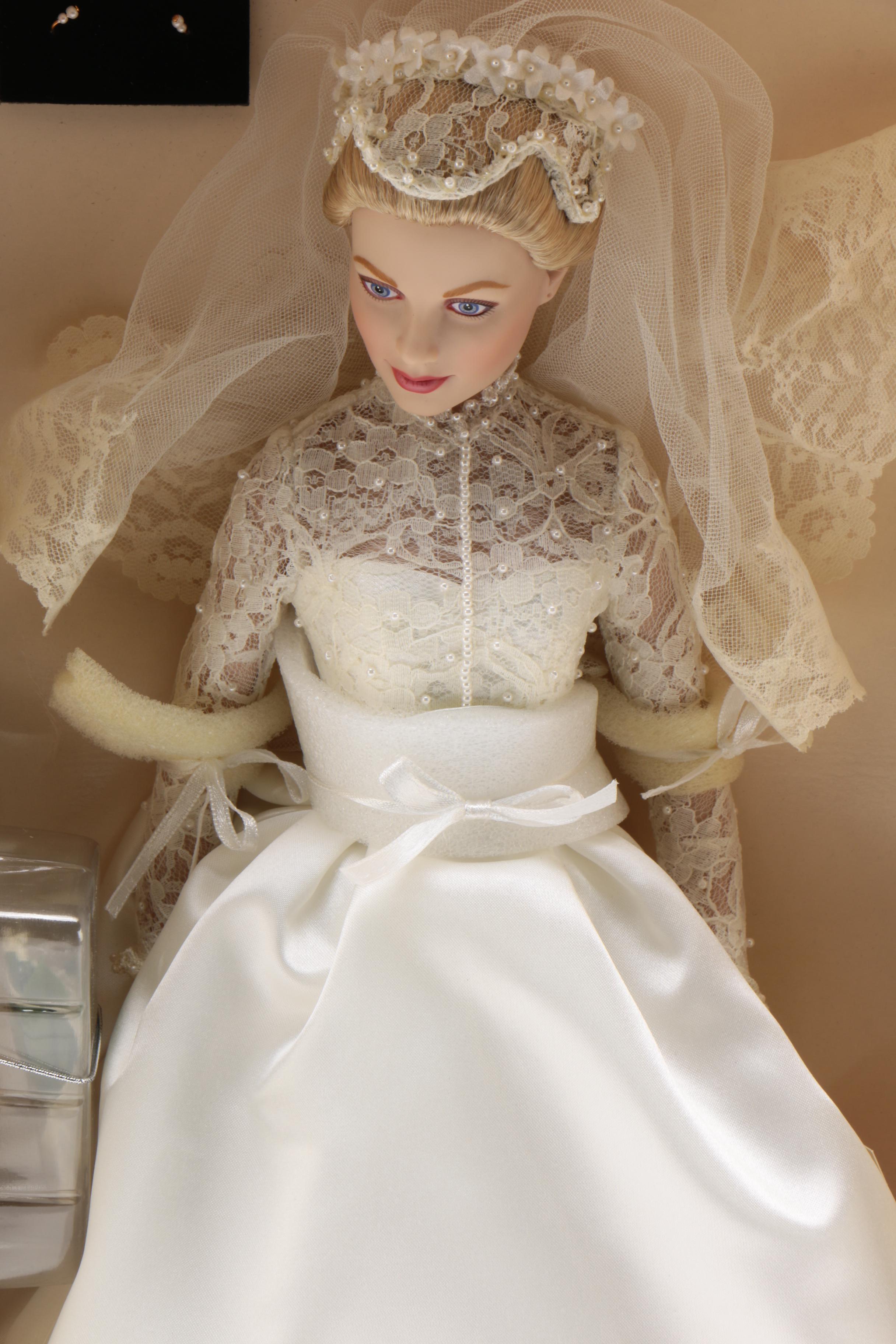 The Franklin Mint "Princess Grace" Vinyl Portrait Doll with Box, Late 20th C.