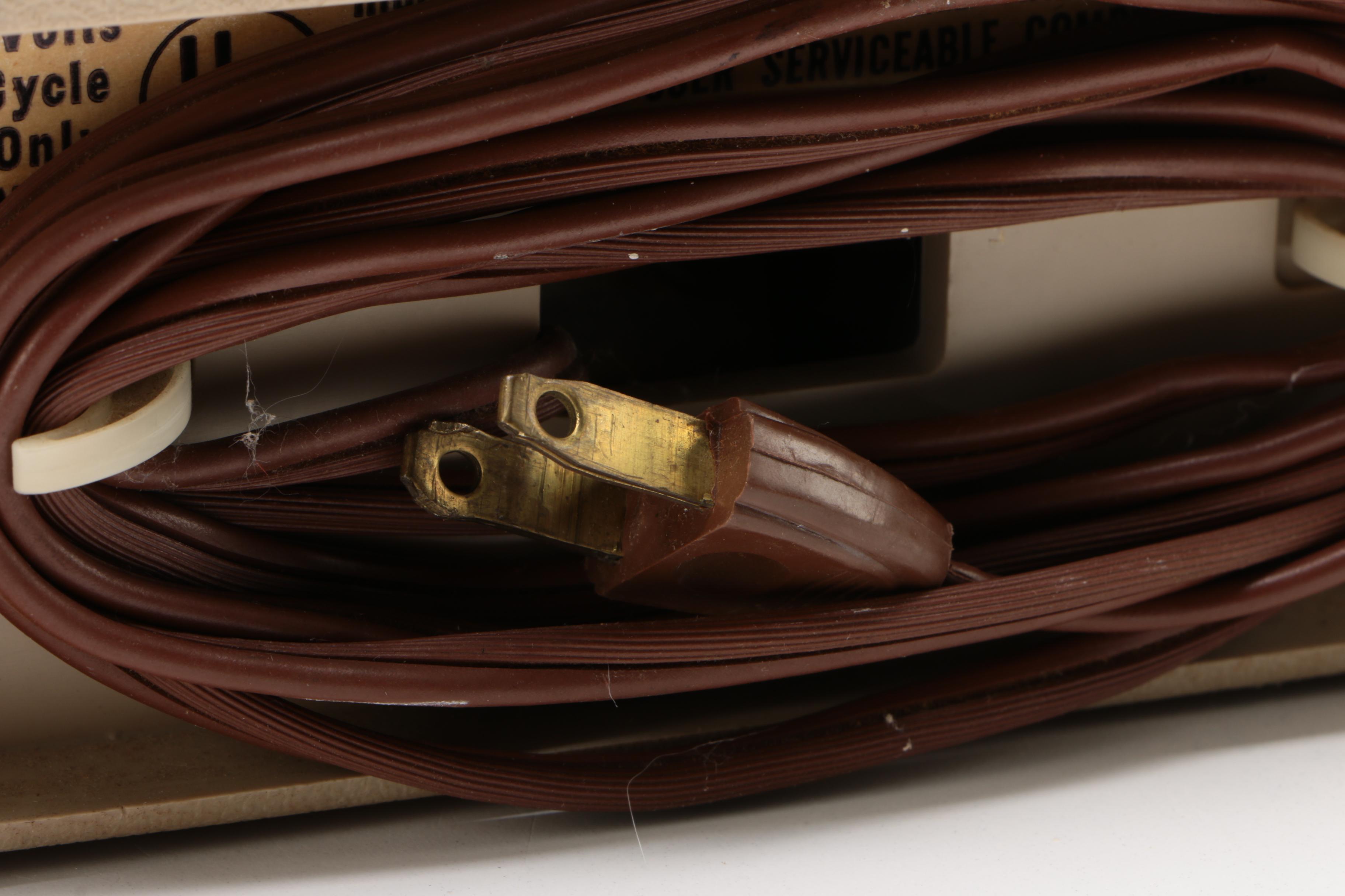 Admiral Solid State Phonograph Suitcase Record Player, Model YH1417, Vintage