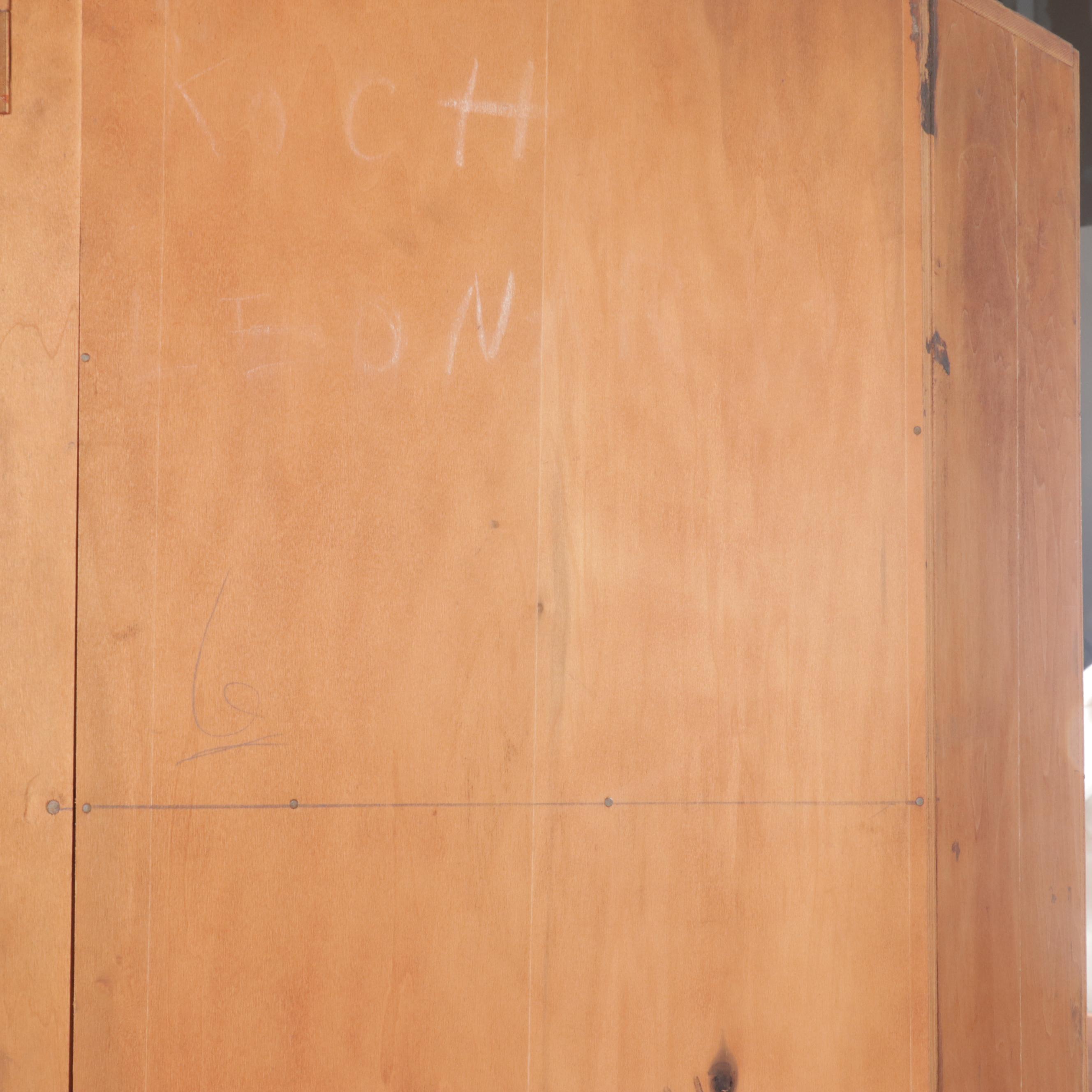 Thomasville Mahogany Corner China Cabinet