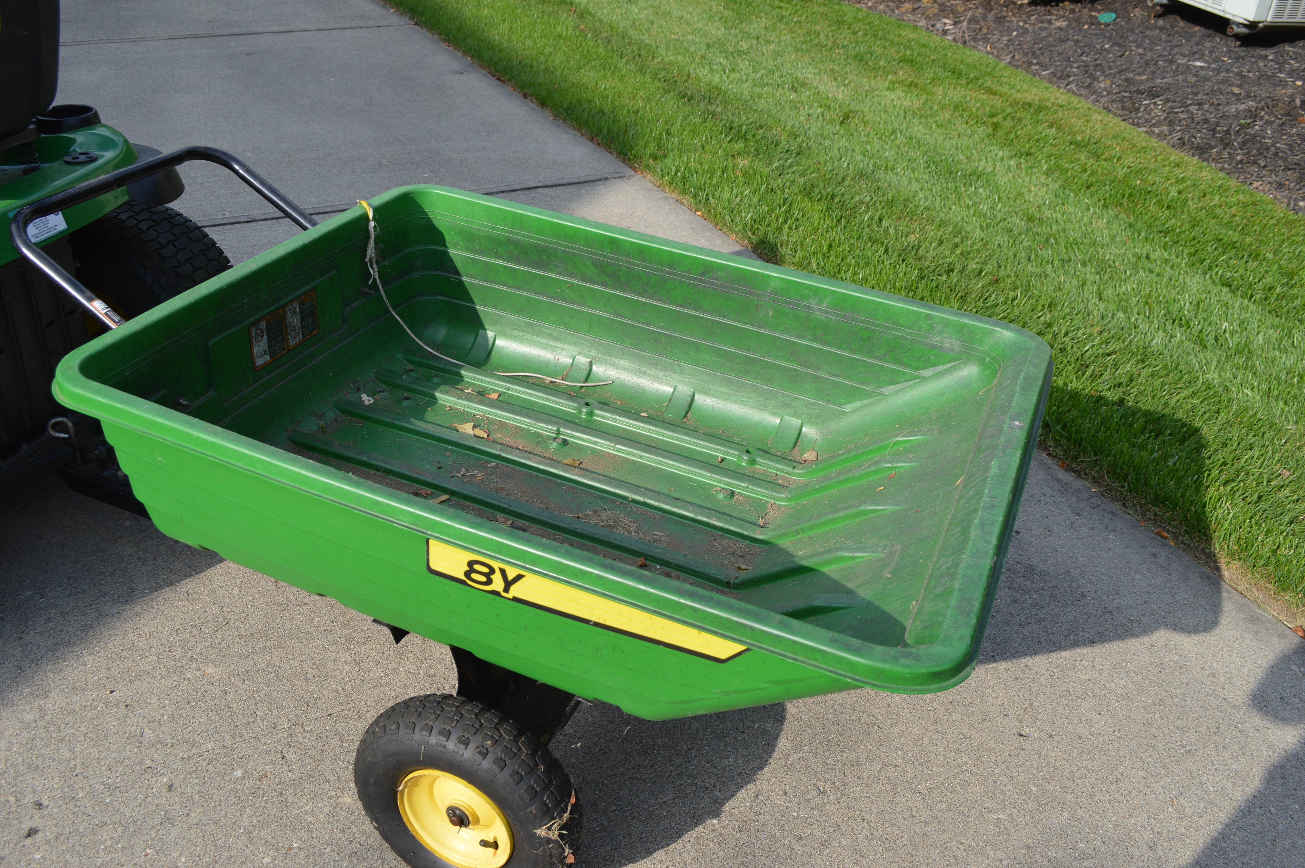 John Deere Hydrostatic Gas Lawn Tractor, LA135 with Dump Trailer, 8Y