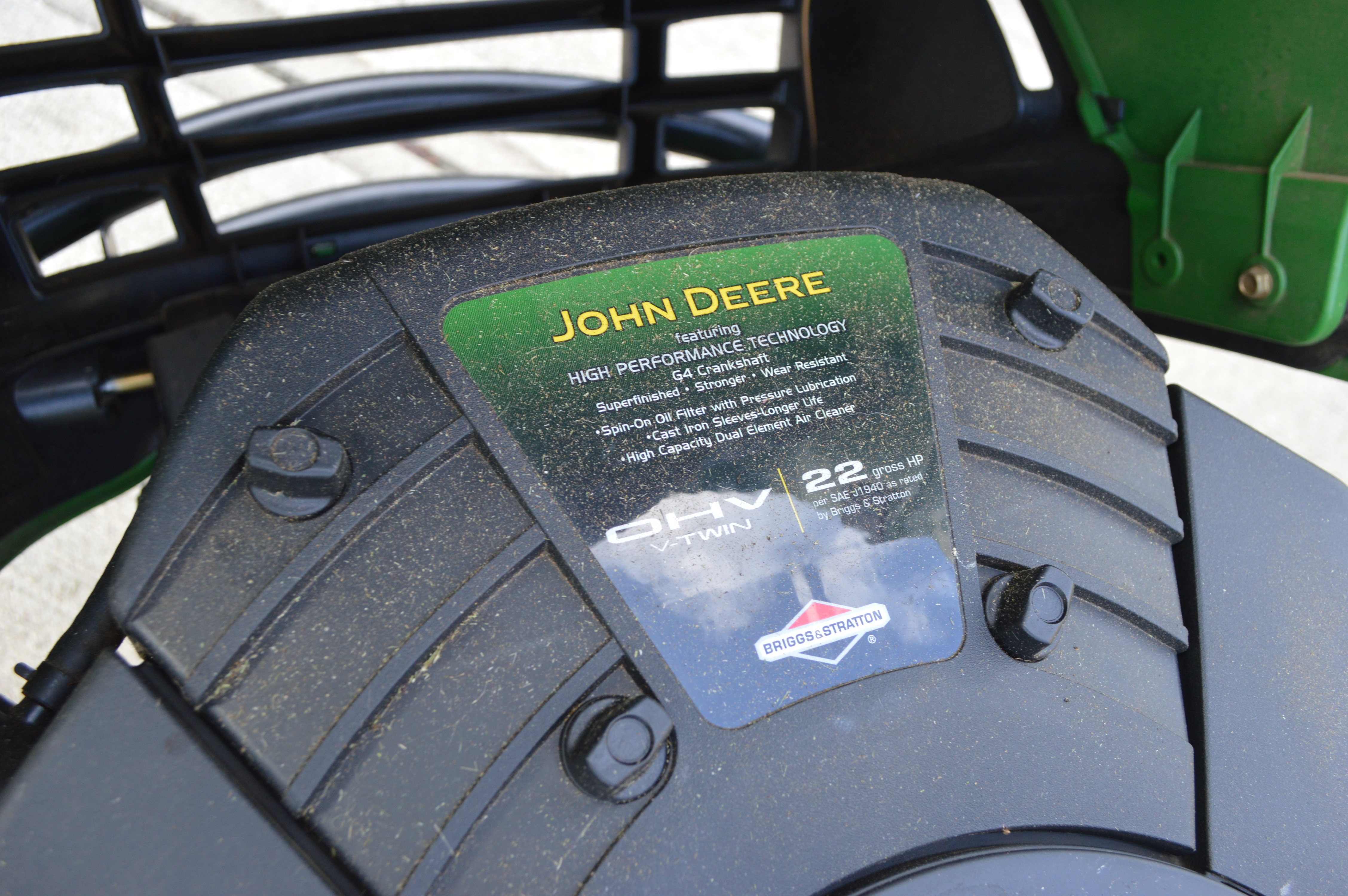 John Deere Hydrostatic Gas Lawn Tractor, LA135 with Dump Trailer, 8Y