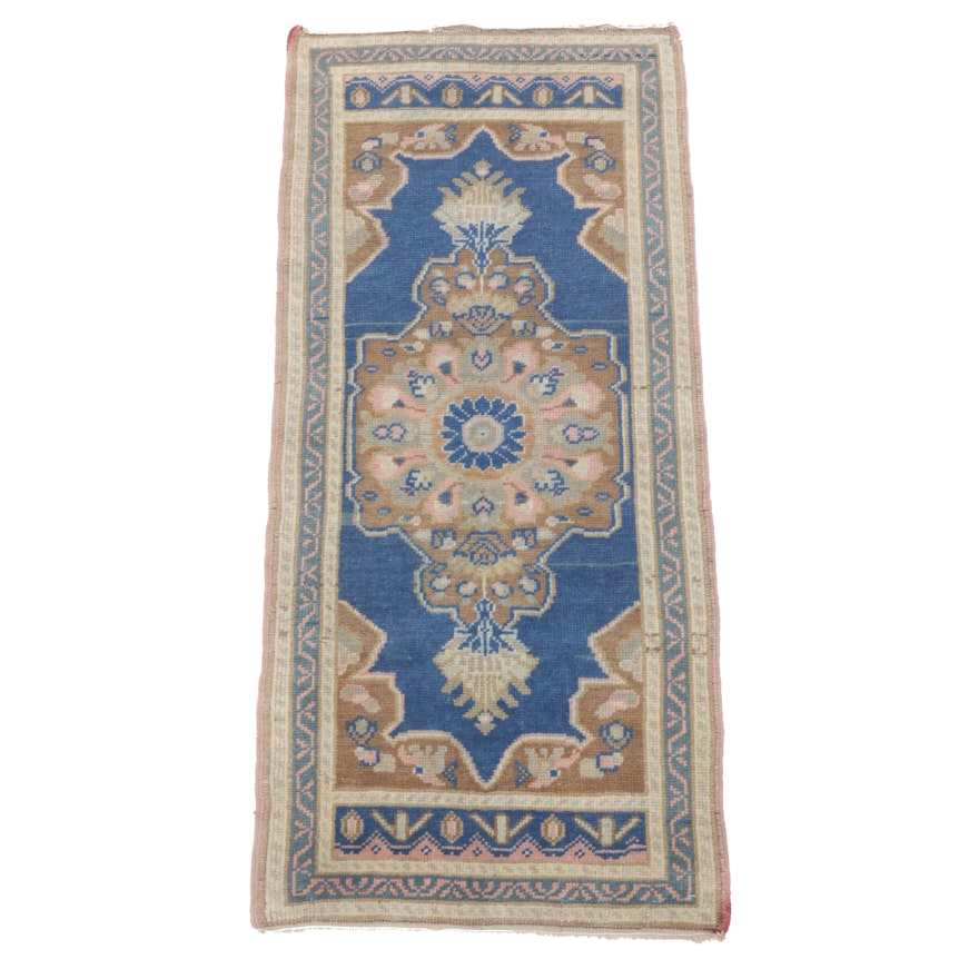 1'10 x 4'3 Hand-Knotted Turkish Accent Rug