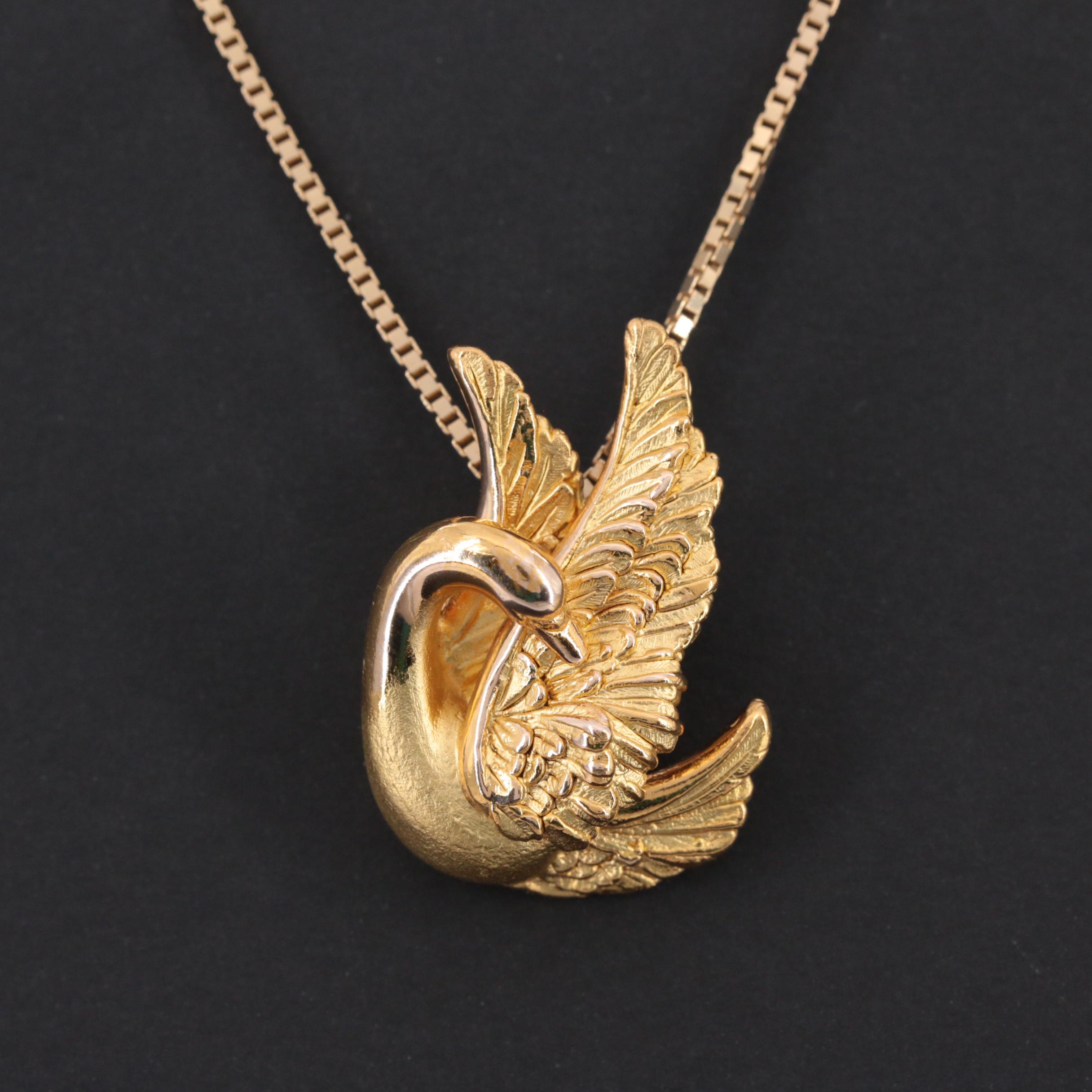 14K Yellow Gold Swan Pendant Necklace