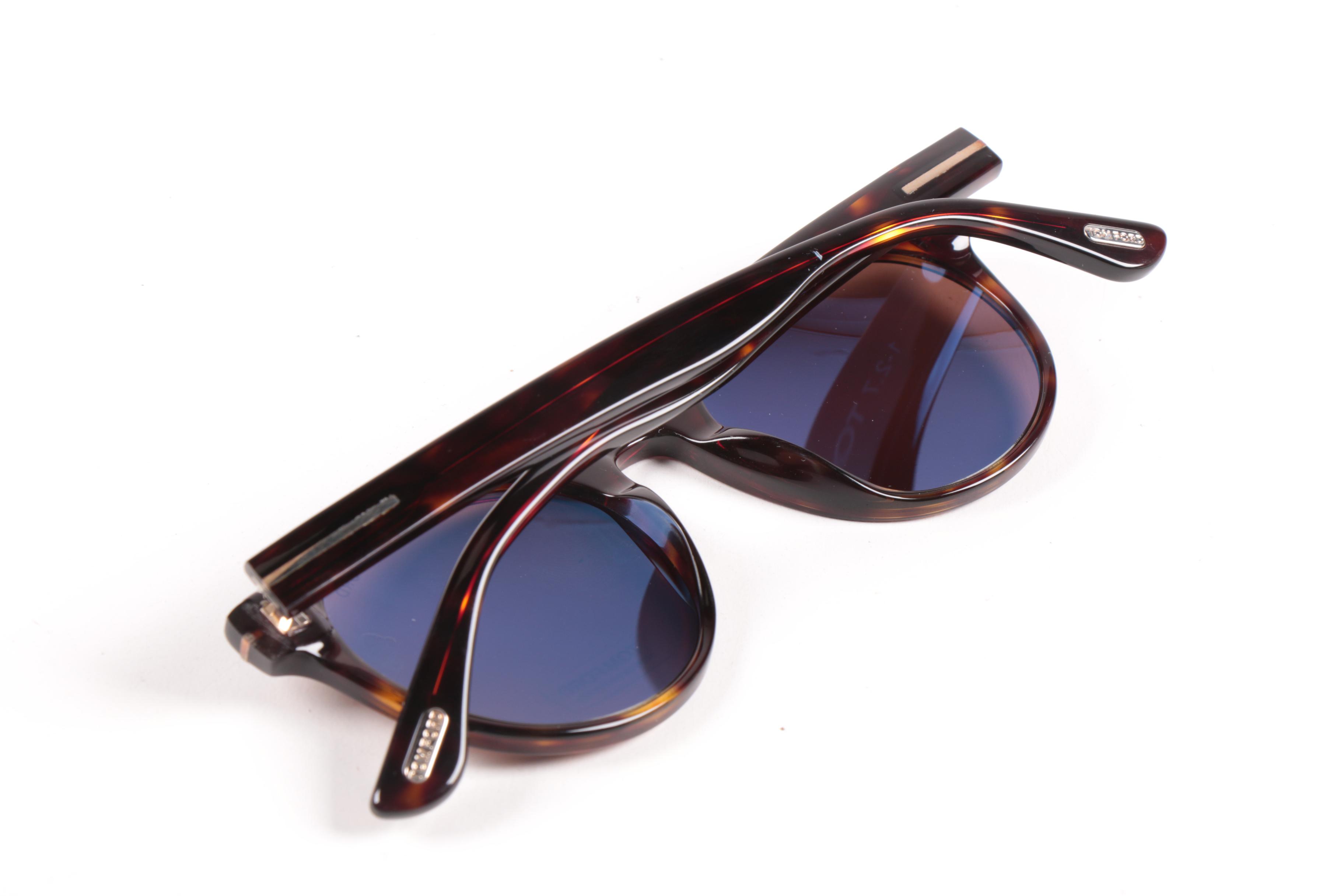 Tom Ford TF522 Palmer Dark Brown Havana Sunglasses with Case and Box