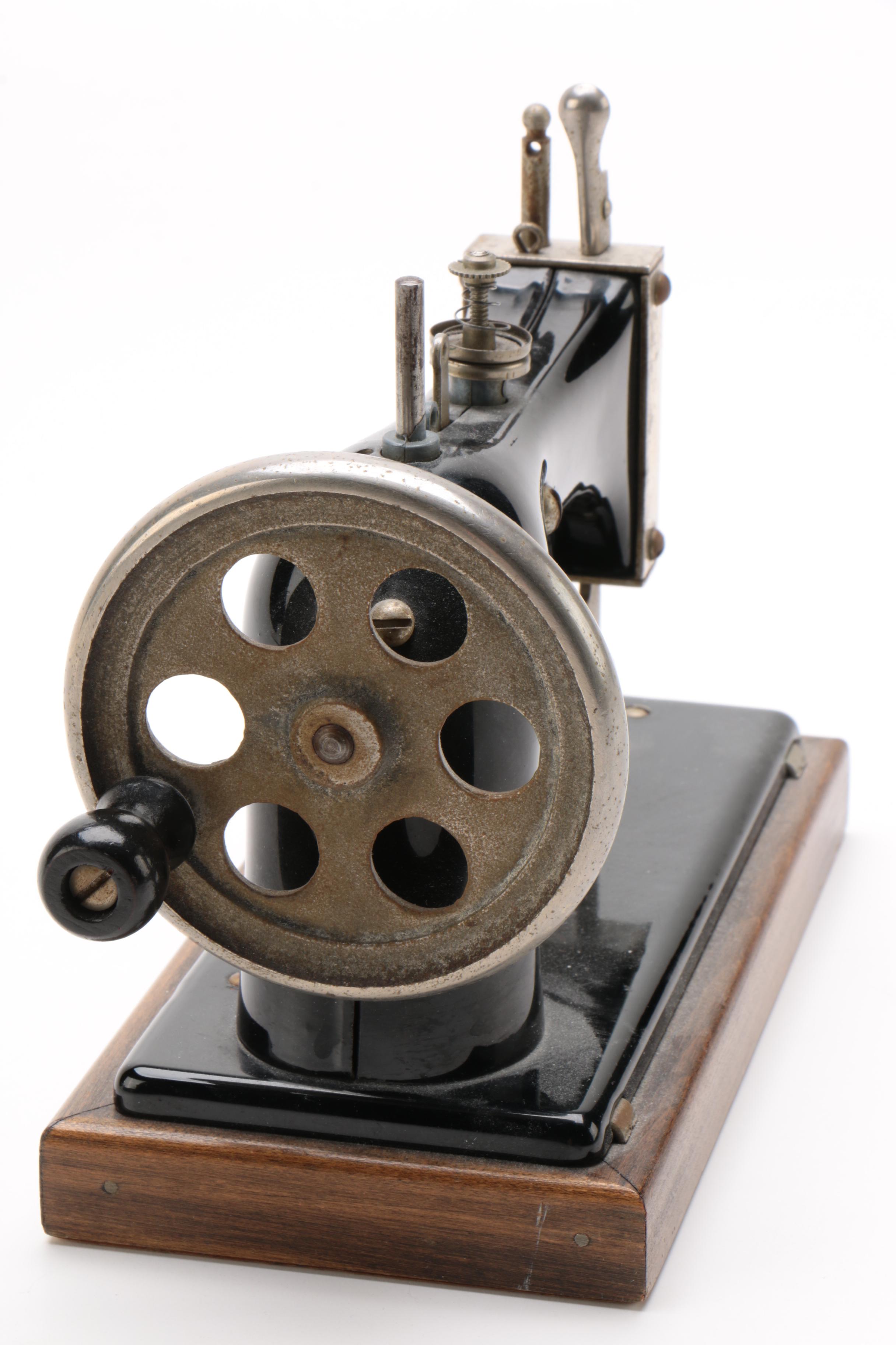 "American Girl" Children's Hand-Crank Sewing Machine, Early to Mid 20th Century