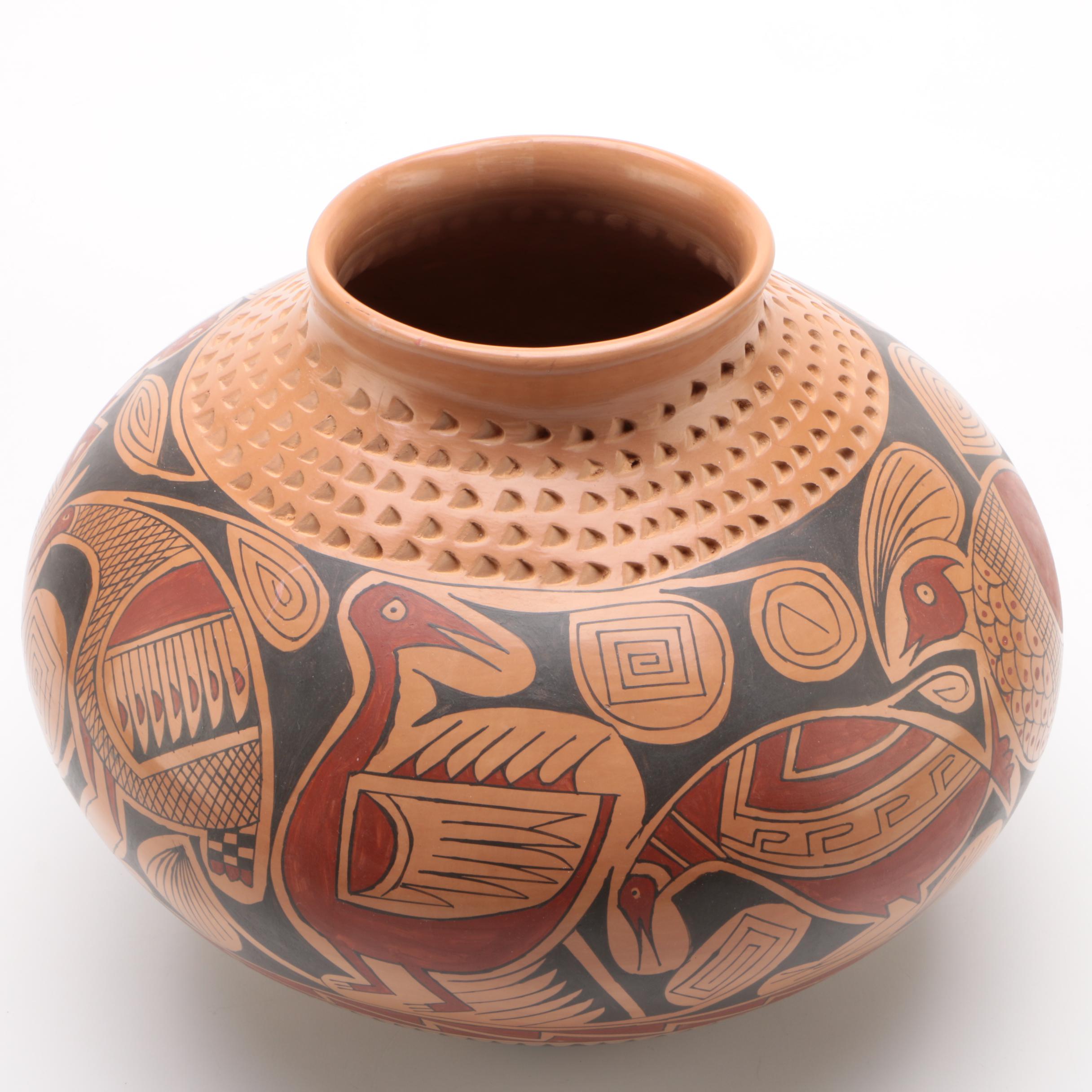 Daniel Gonzalez Mata Ortiz Pottery Vessel and other Mexican Pottery Vase
