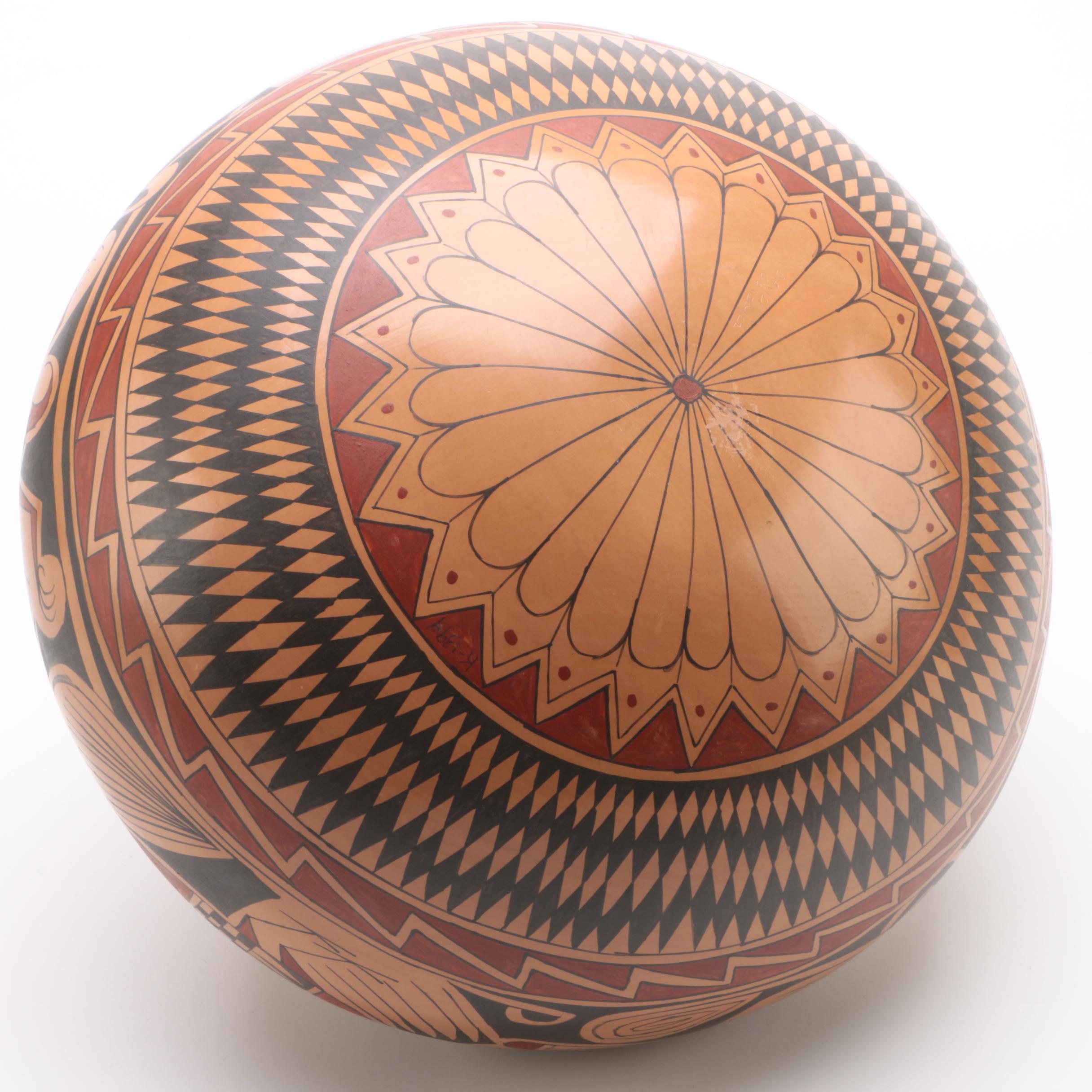 Daniel Gonzalez Mata Ortiz Pottery Vessel and other Mexican Pottery Vase